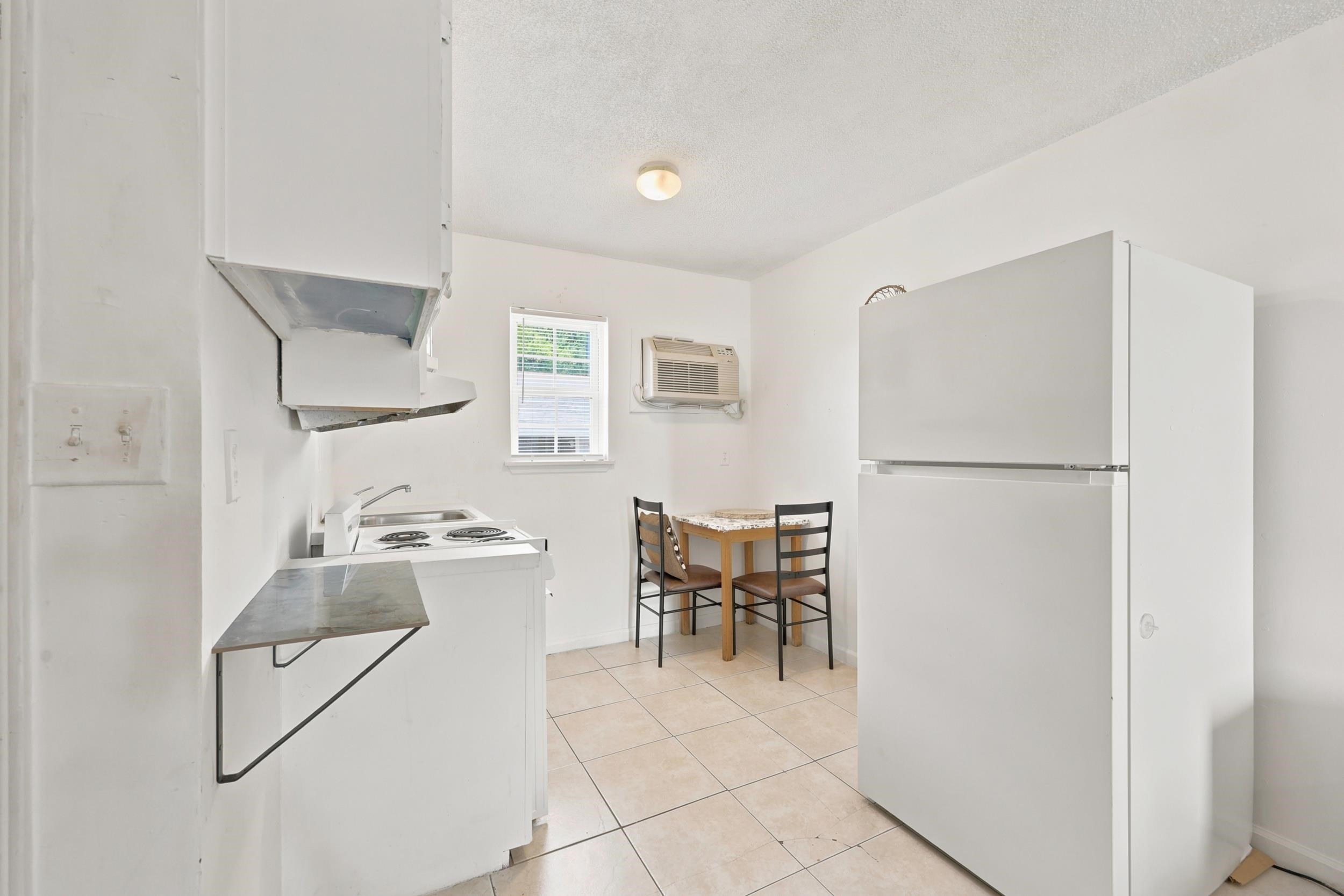101 Flagg St. Property Photo 45