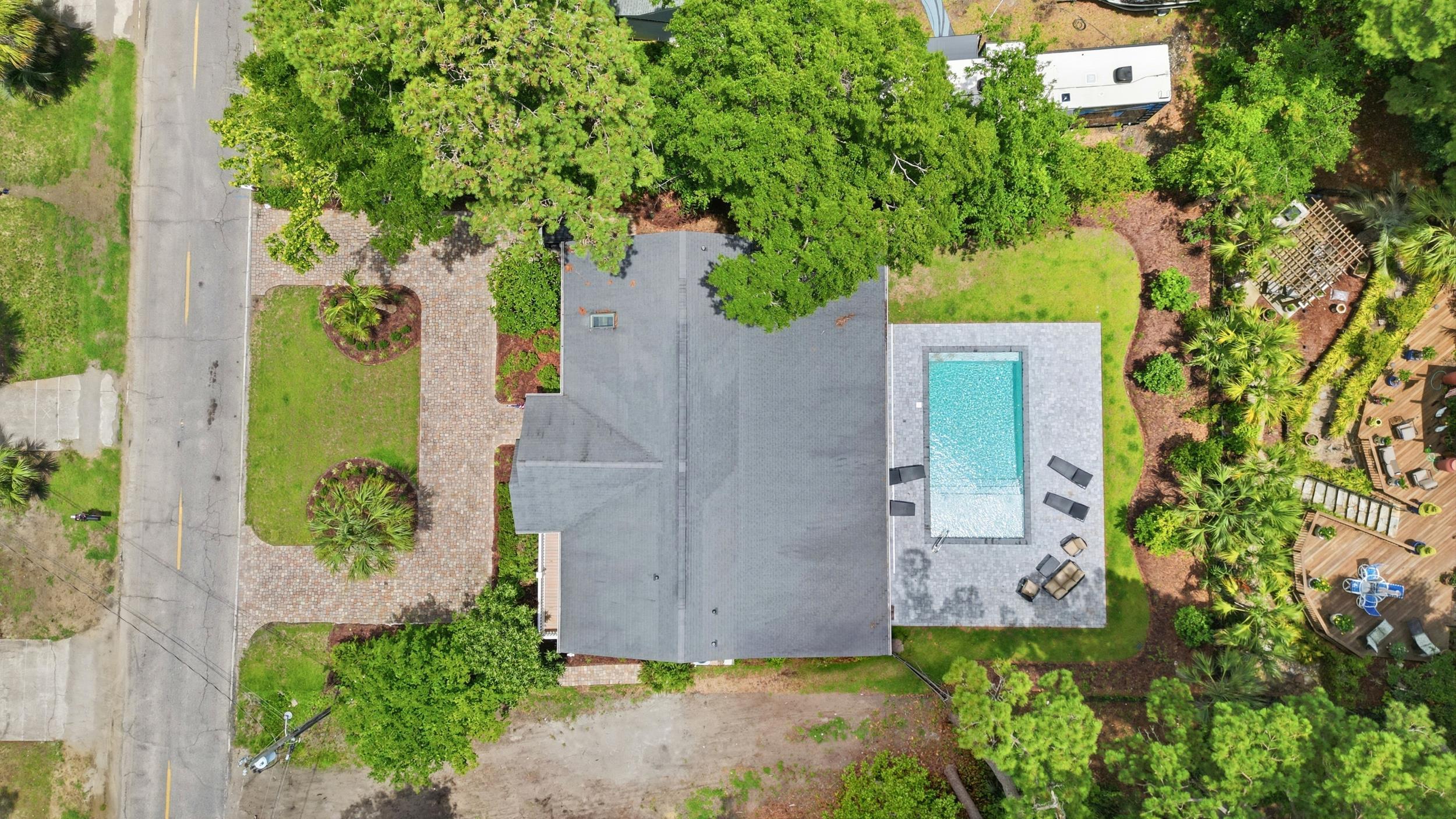 366 Lakeshore Dr. Property Photo 44