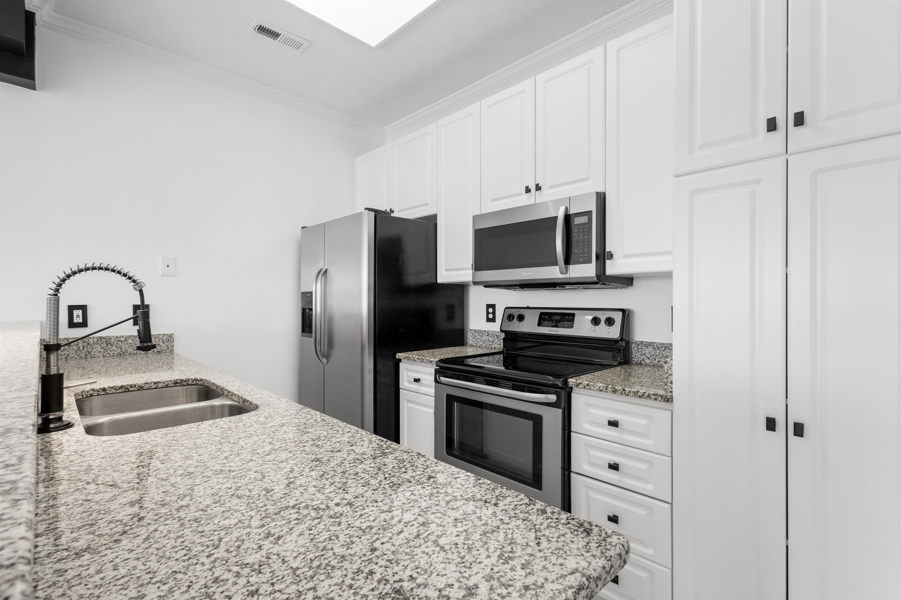4503 W Harbour Ct. Property Photo 3