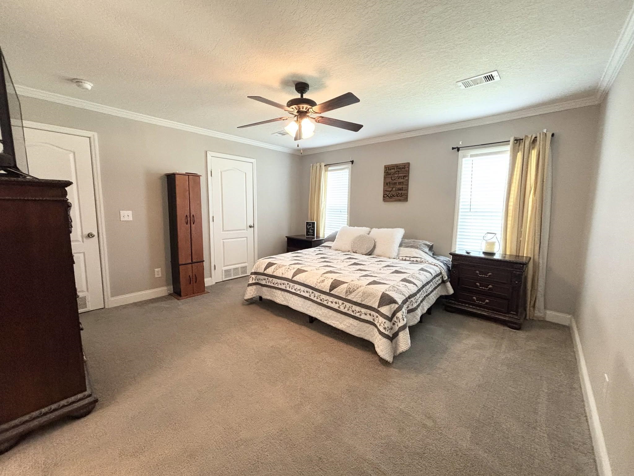 10409 County Line Rd. Property Photo 8