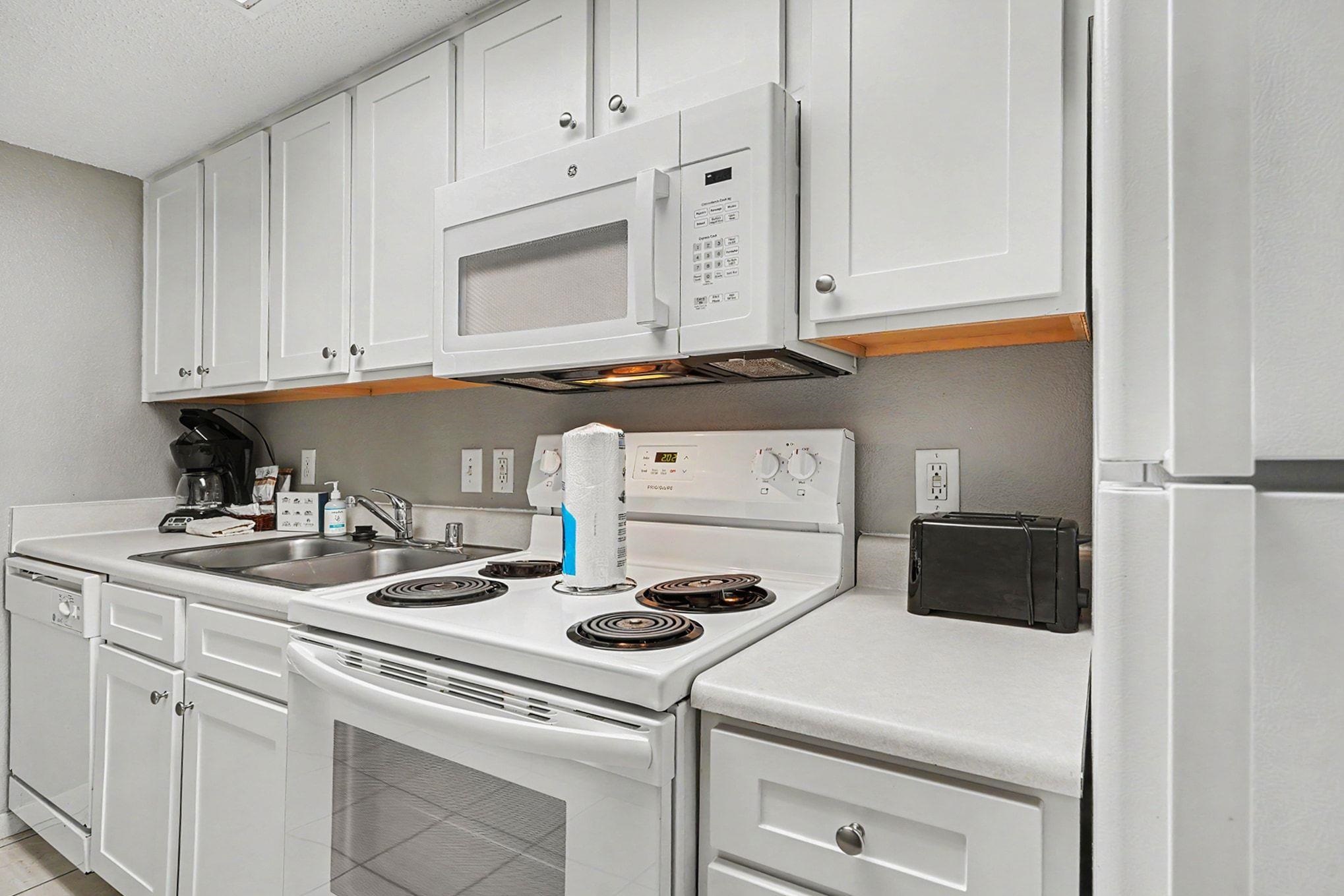2711 S Ocean Blvd. Property Photo 11