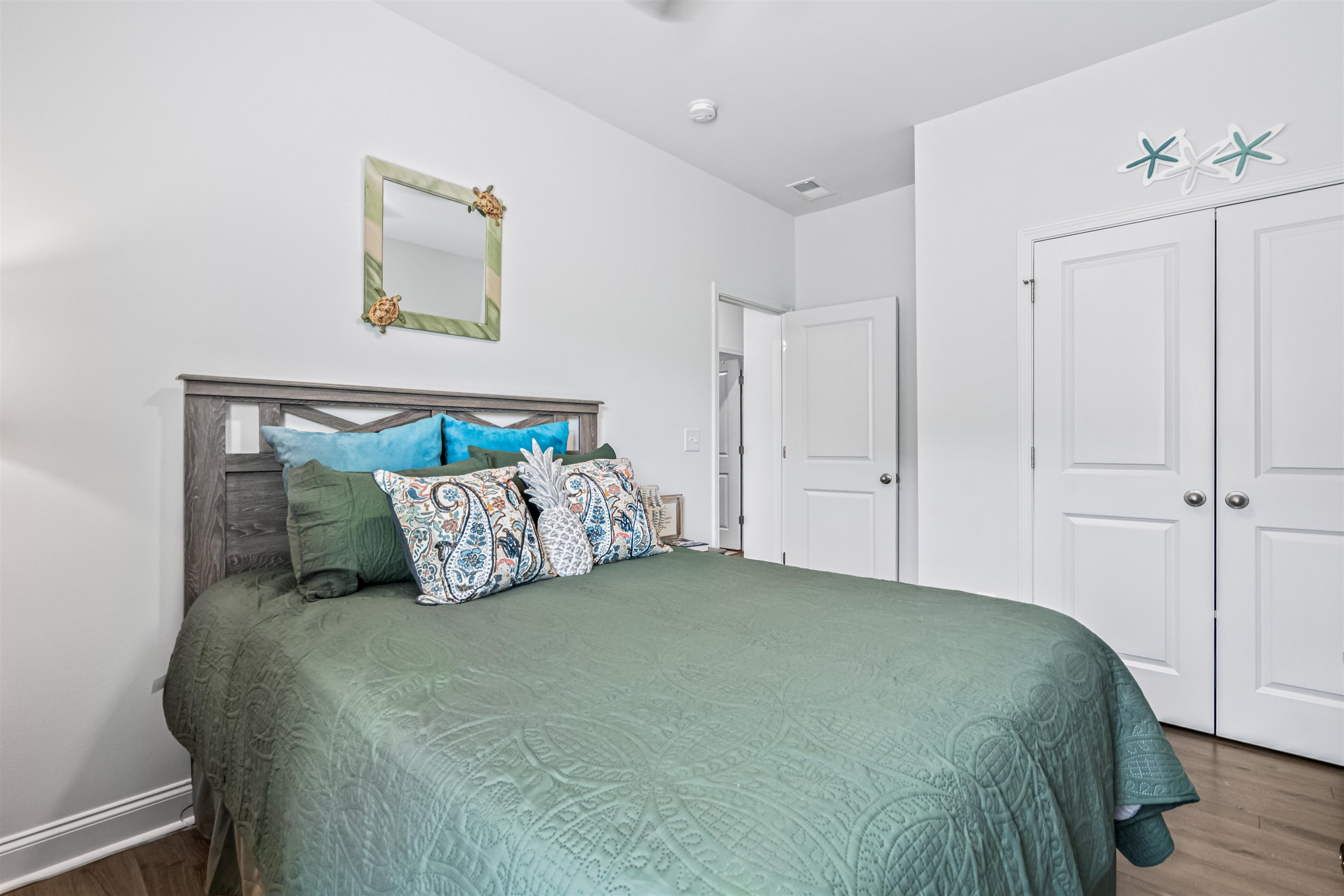 2501 Goldfinch Dr. Property Photo 24
