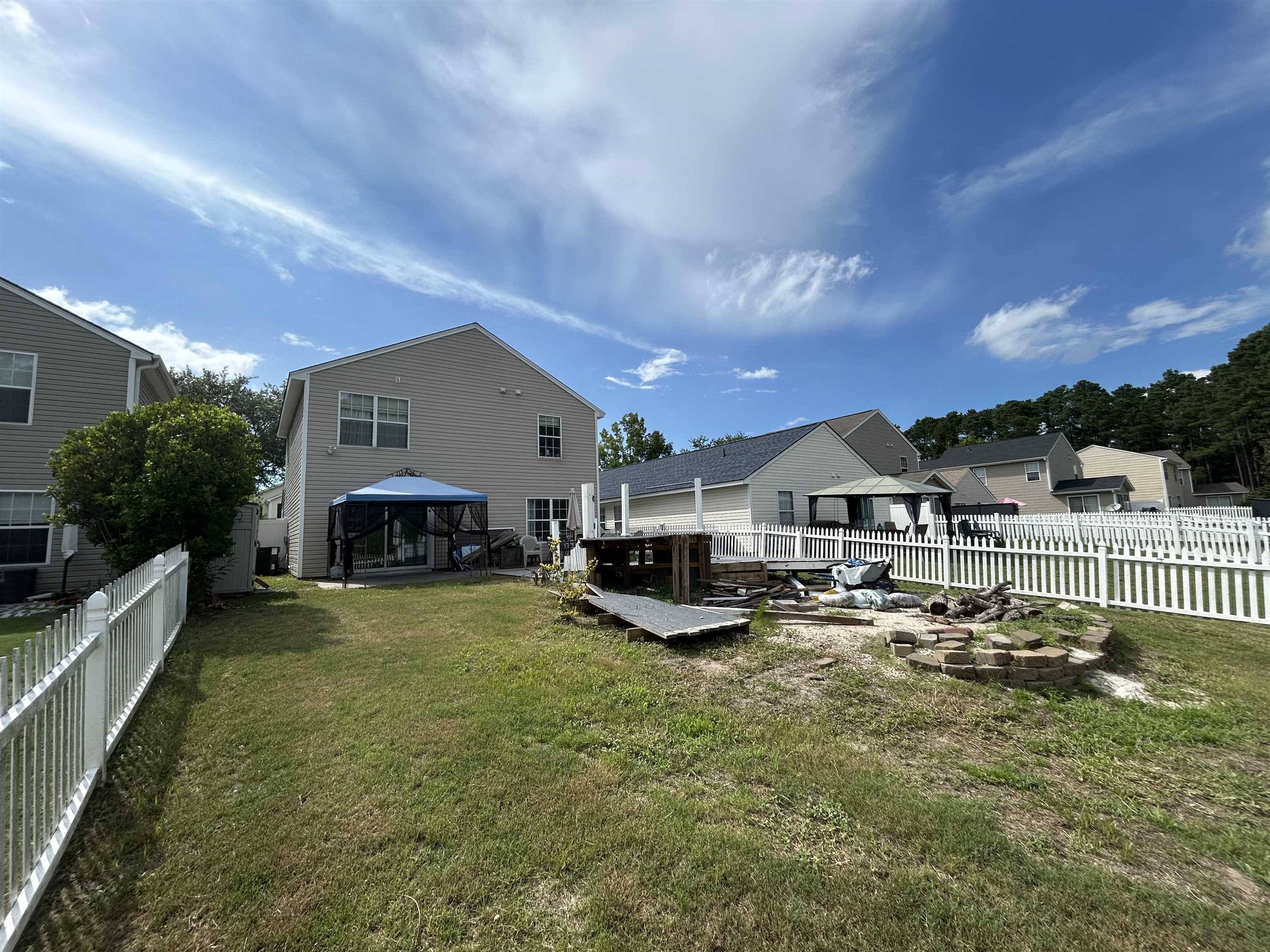 464 Dandelion Ln. Property Photo 5