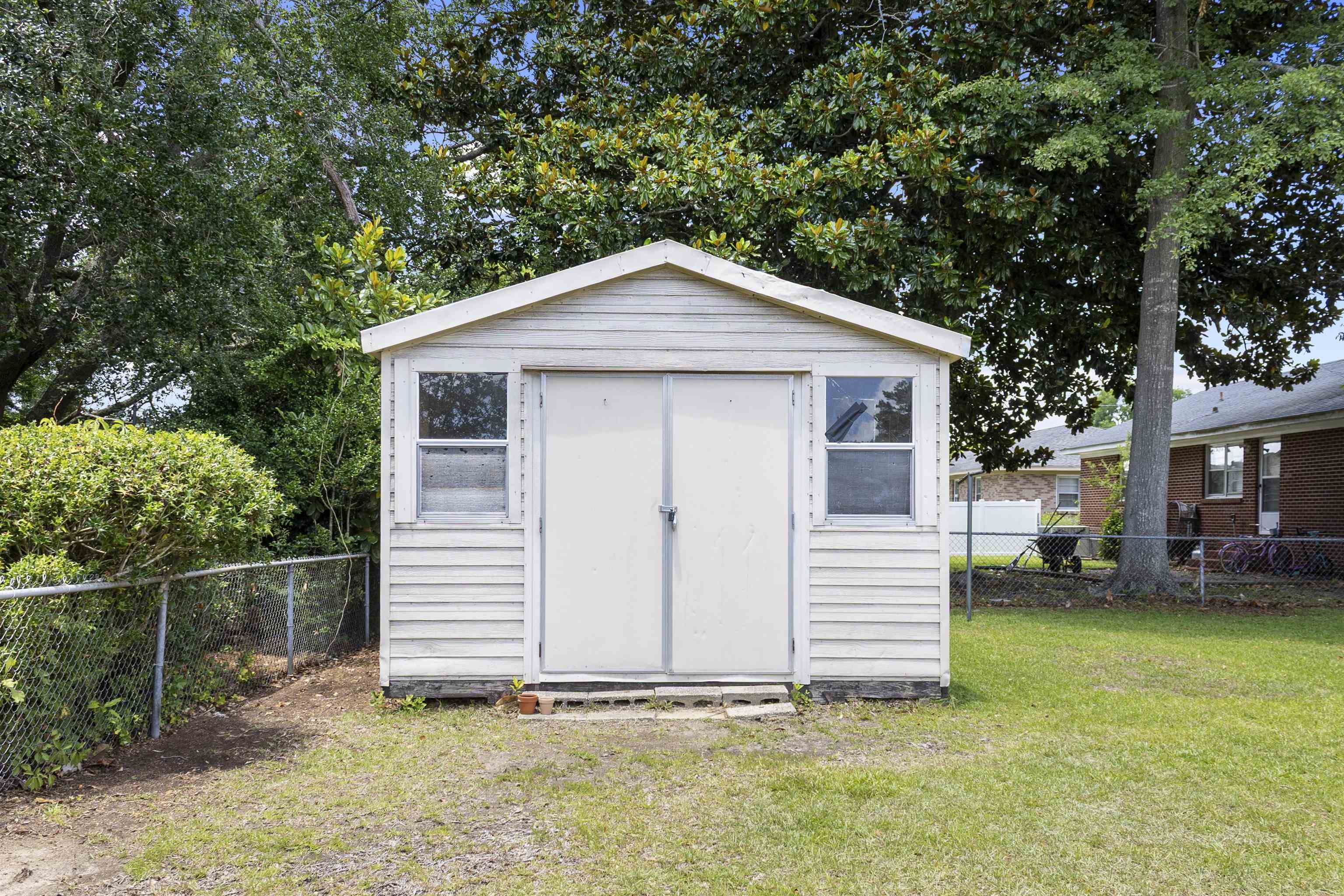 805 Highland Dr. Property Photo 30