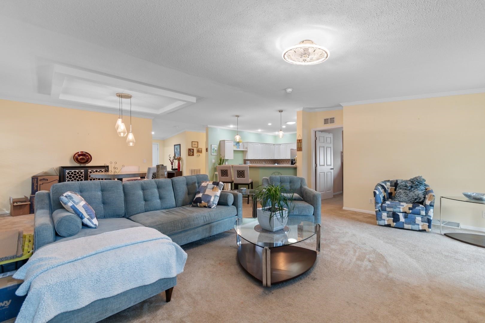 158 Lakeside Crossing Dr. Property Photo 10