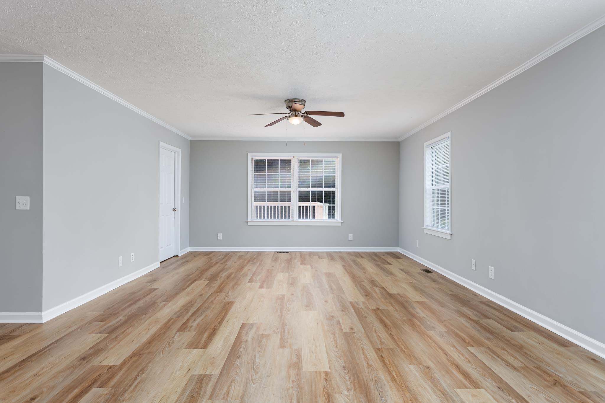 507 Forestbrook Dr. Property Photo 3