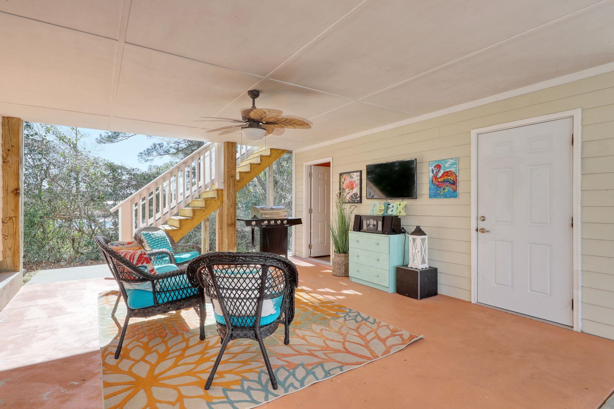 502 Castellar Ln. Property Photo 8