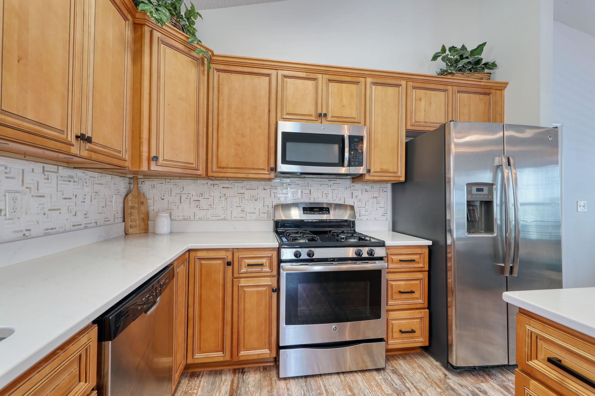 502 Castellar Ln. Property Photo 14