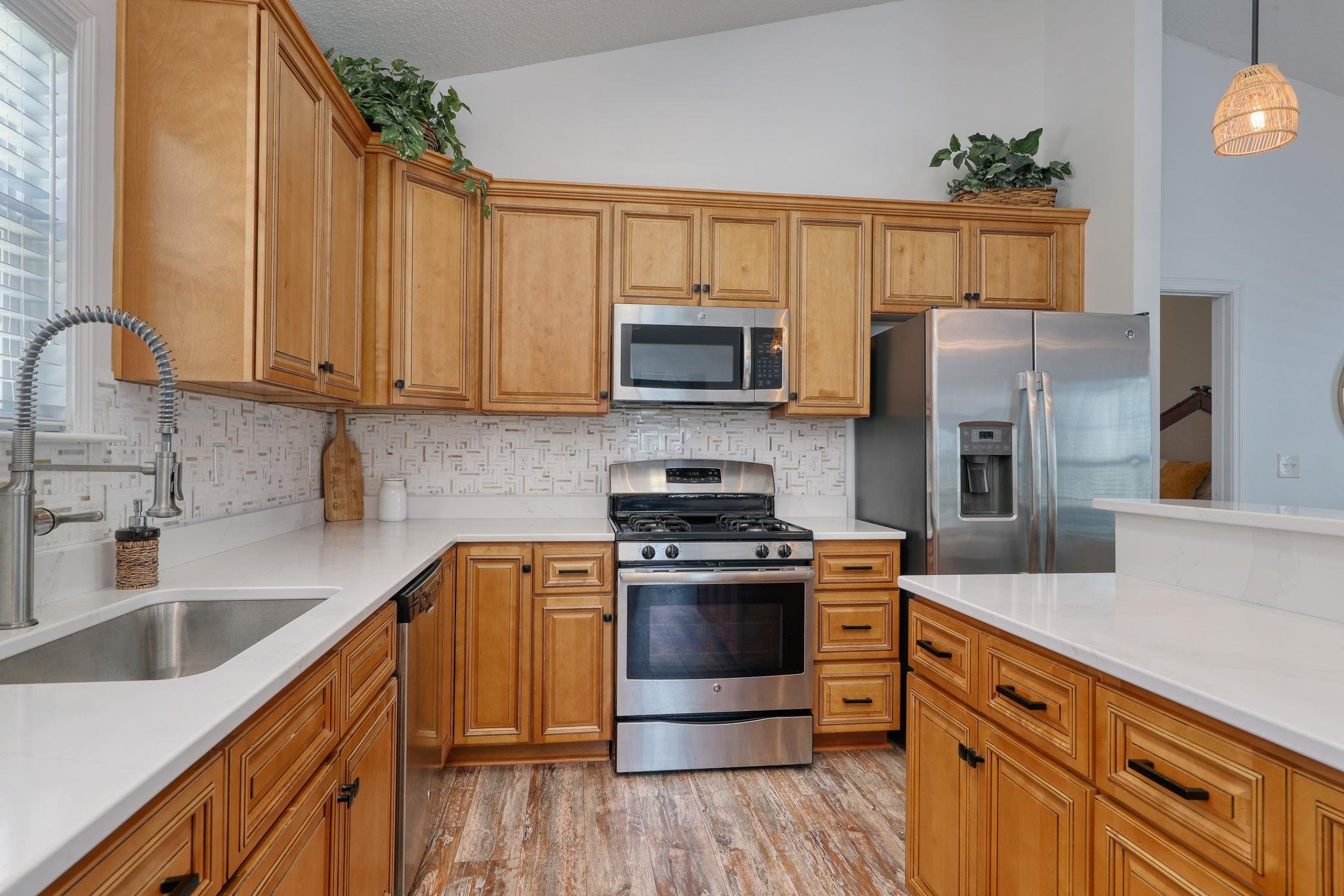 502 Castellar Ln. Property Photo 19