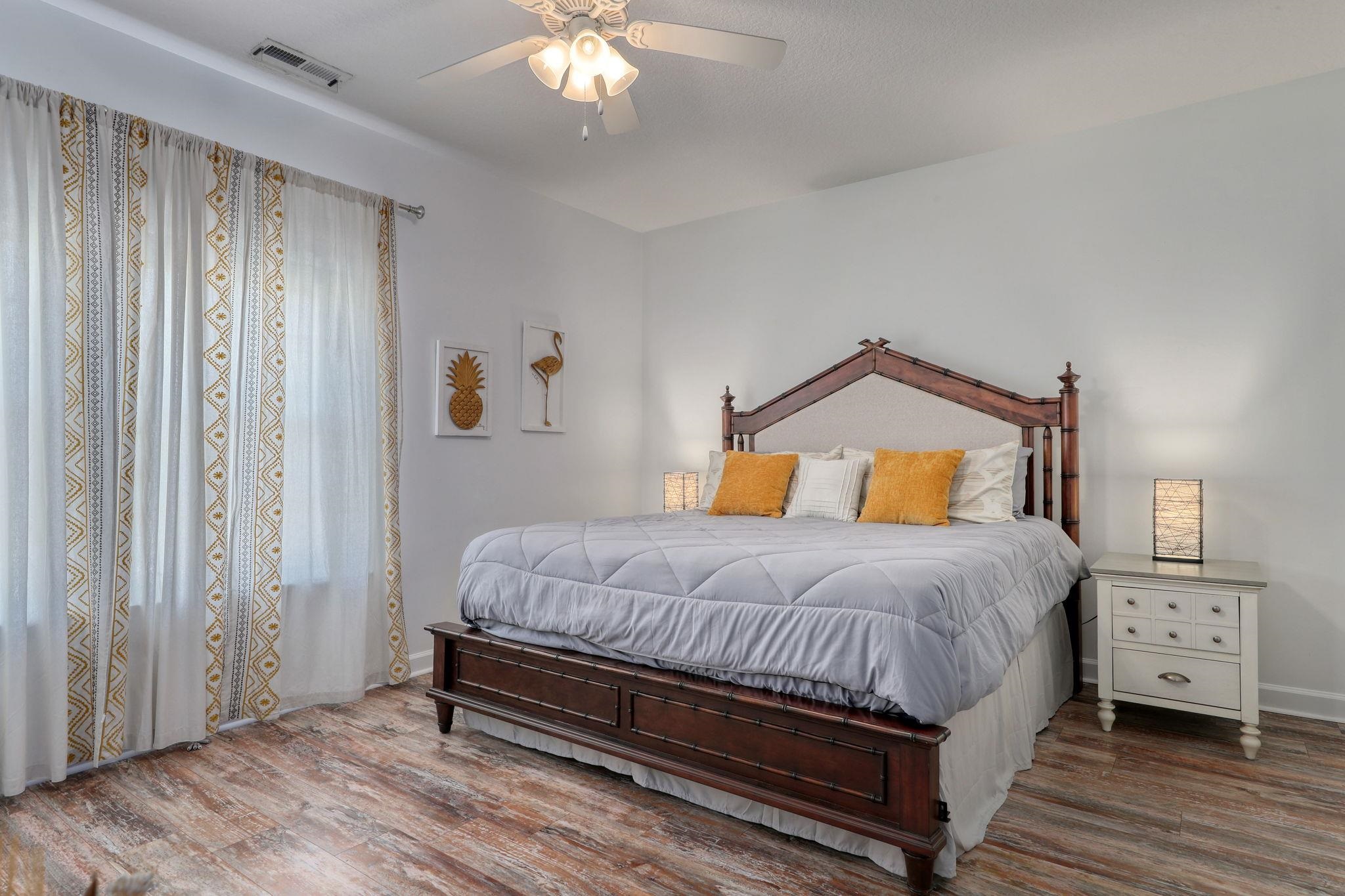 502 Castellar Ln. Property Photo 35