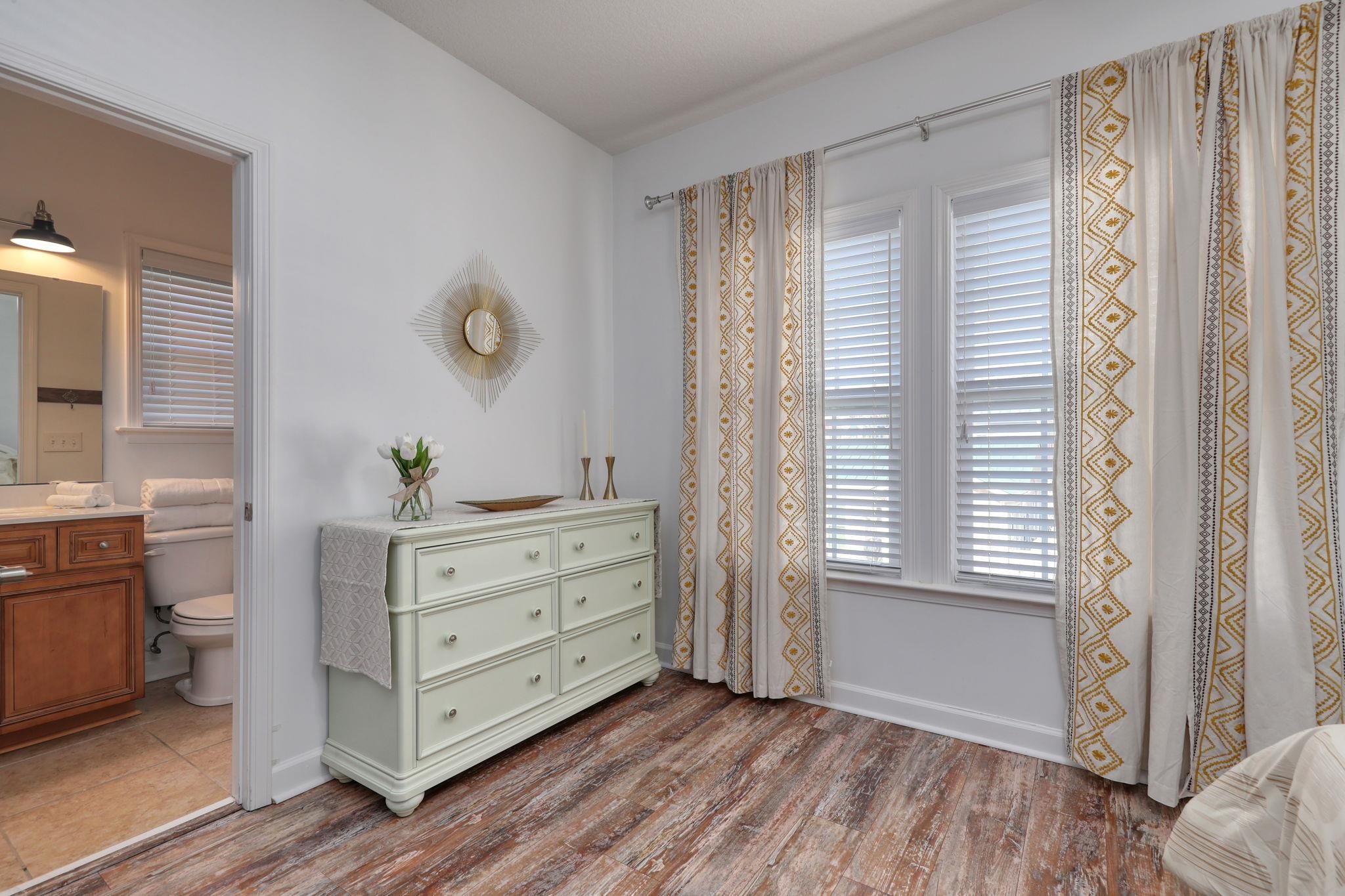 502 Castellar Ln. Property Photo 37
