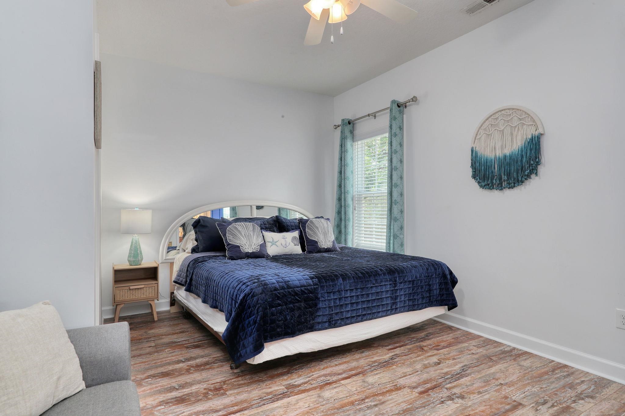 502 Castellar Ln. Property Photo 45