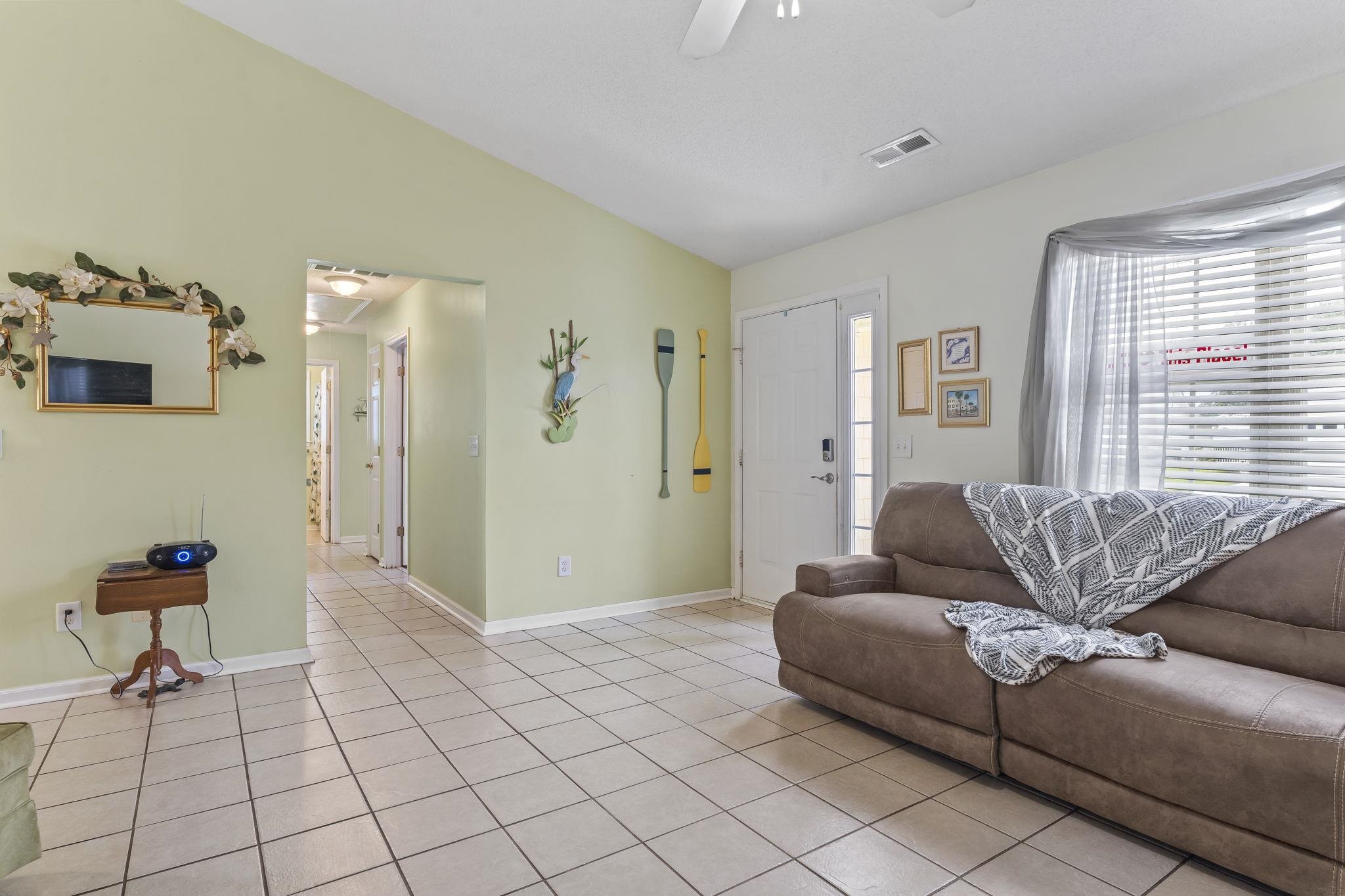 923 Don Donald Ct. Property Photo 7