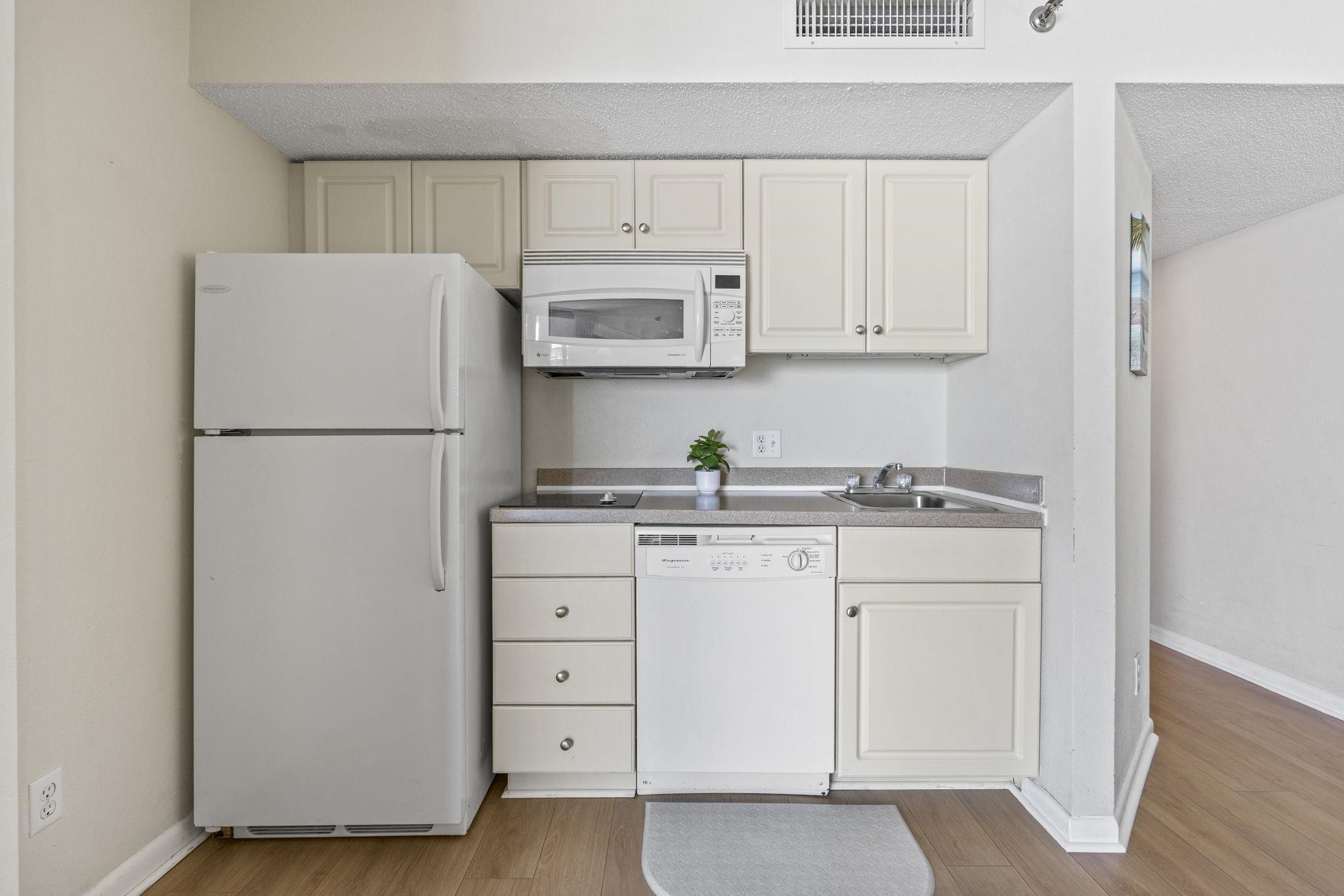 5523 North Ocean Blvd. Property Photo 12