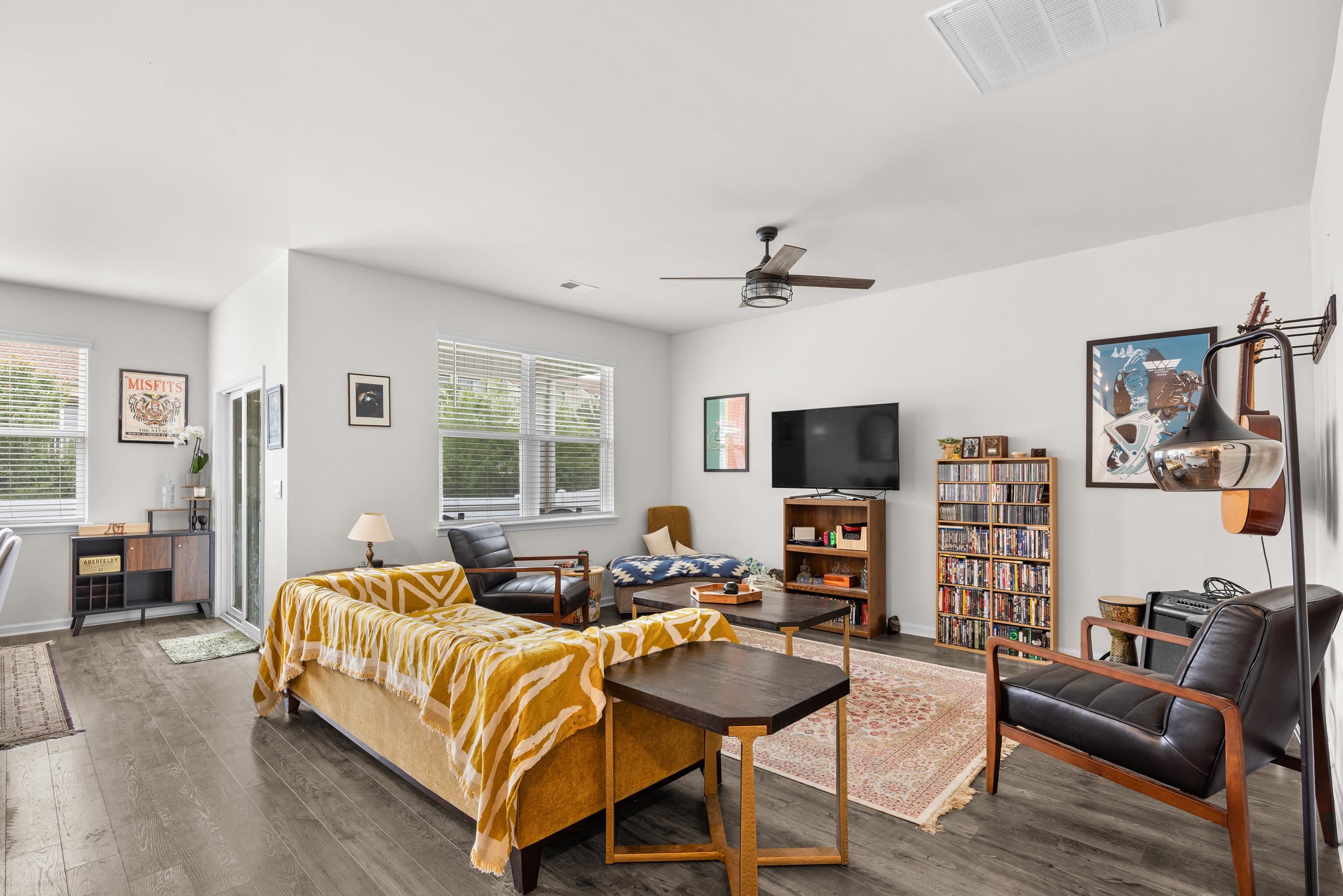 1216 Sennema Circle Property Photo 16