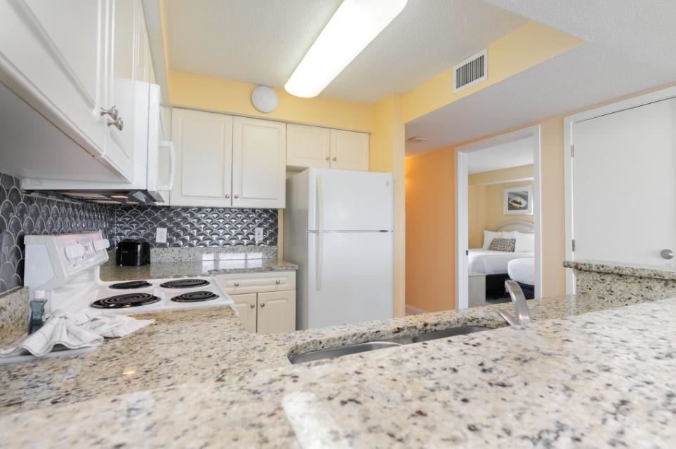201 77th Ave. N Property Photo 12