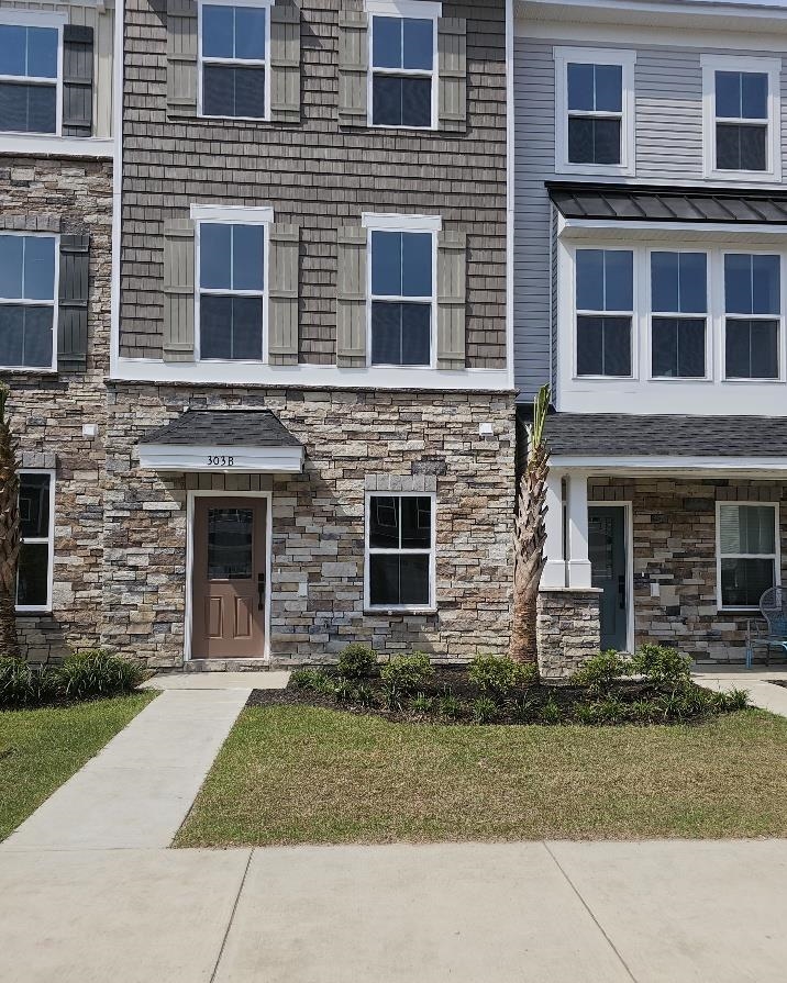 303 Golan Circle Property Photo 2