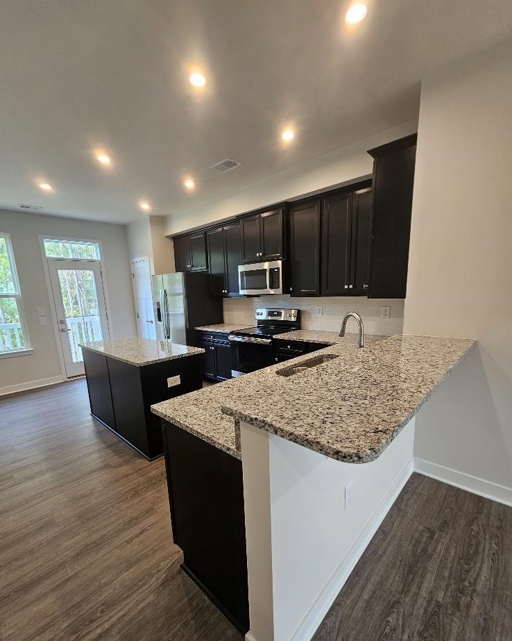 303 Golan Circle Property Photo 16