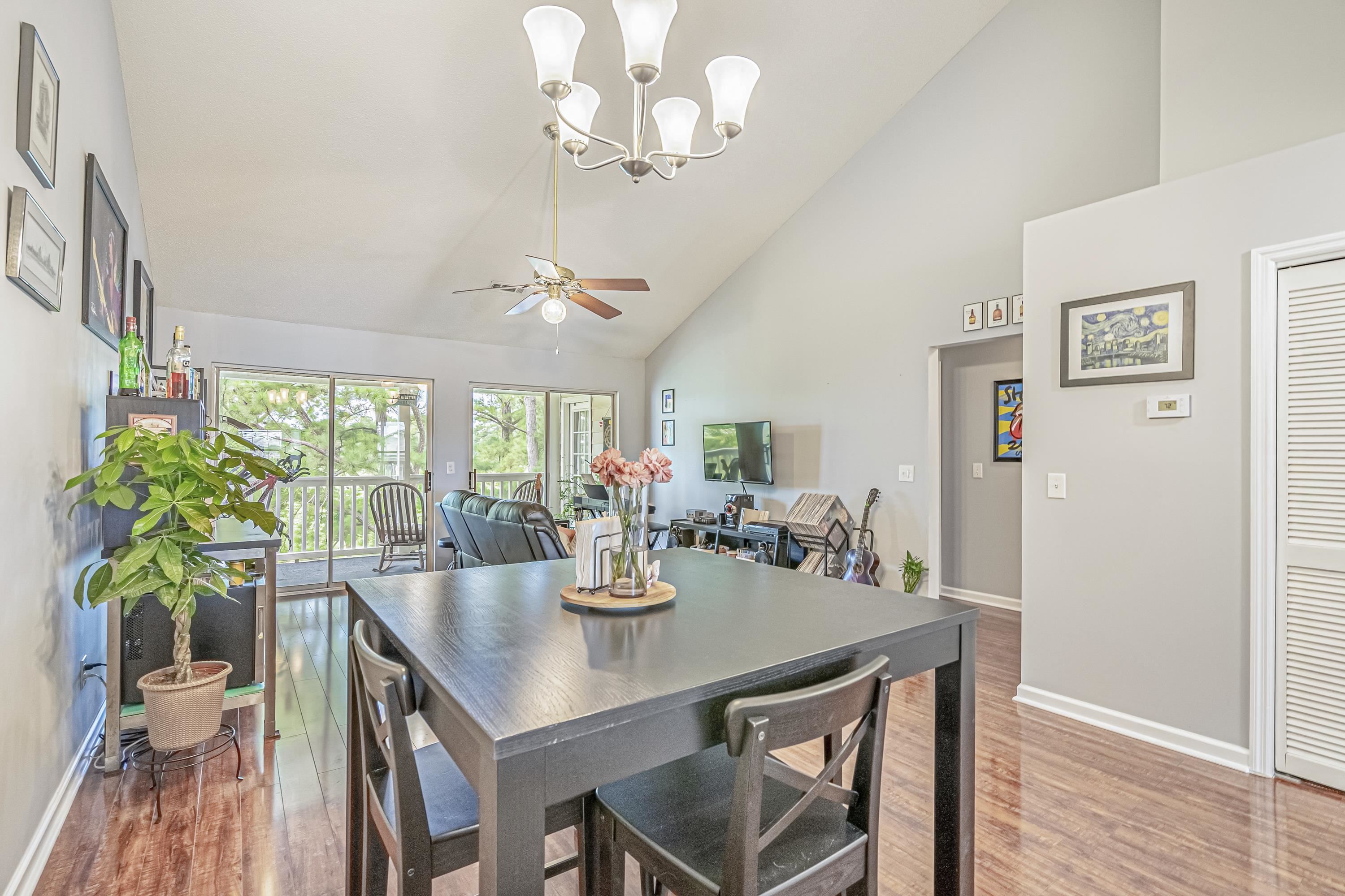 4930 Windsor Green Way Property Photo 12