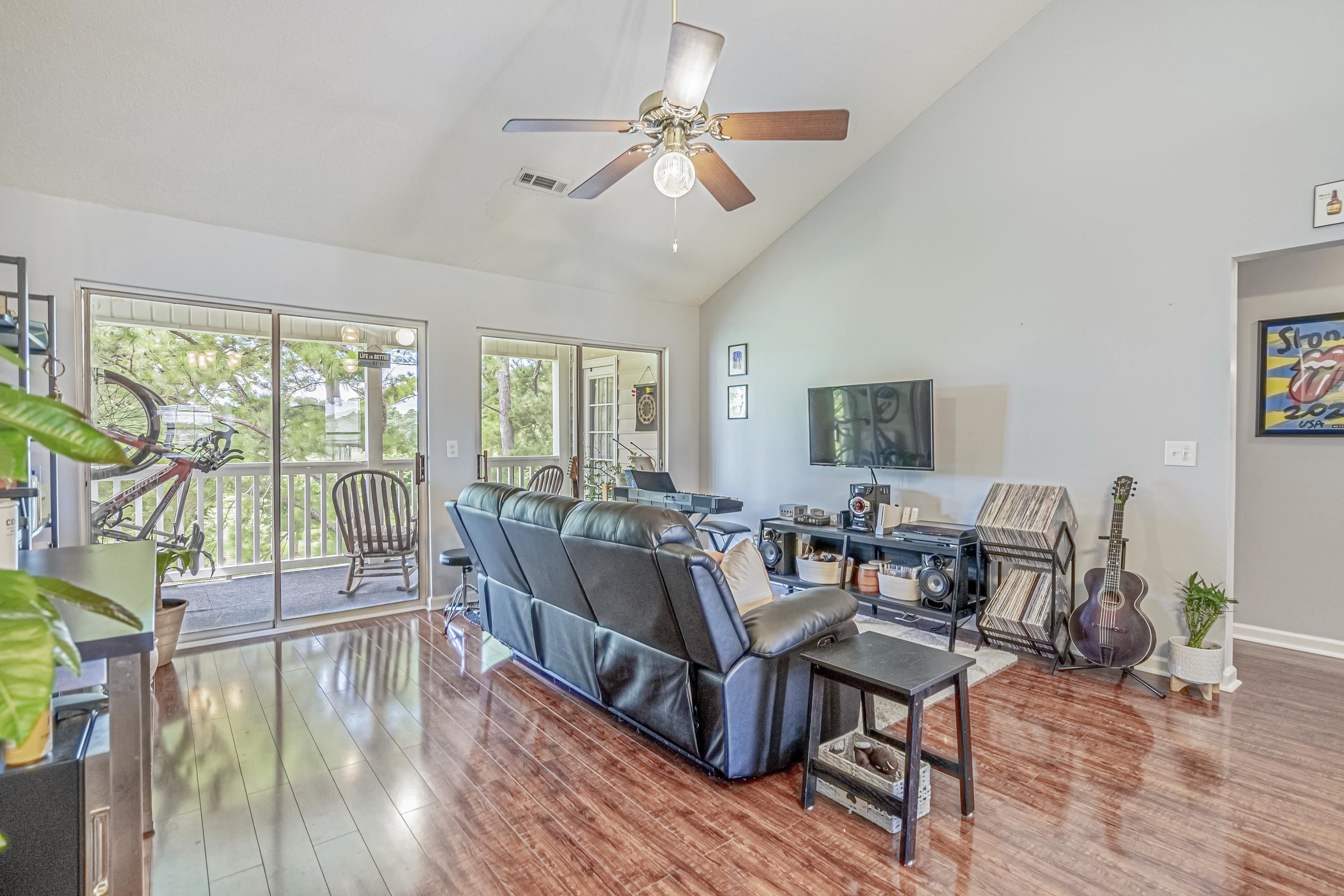 4930 Windsor Green Way Property Photo 15