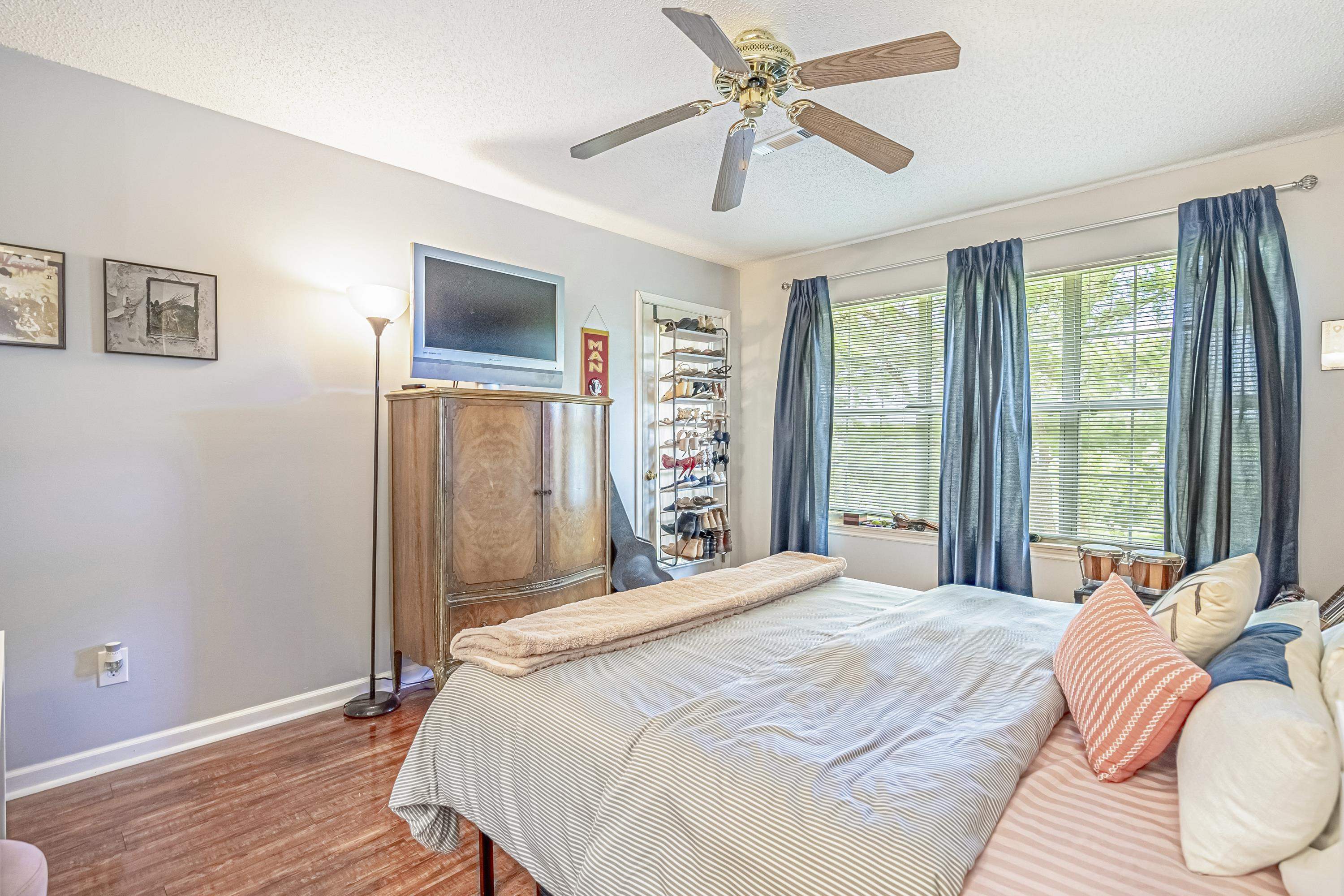 4930 Windsor Green Way Property Photo 20
