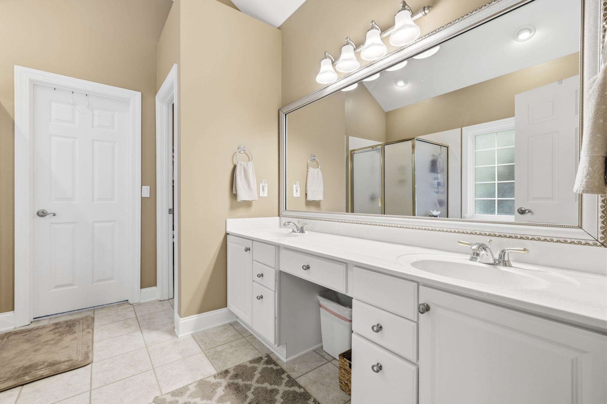 37 Highwood Circle Property Photo 23