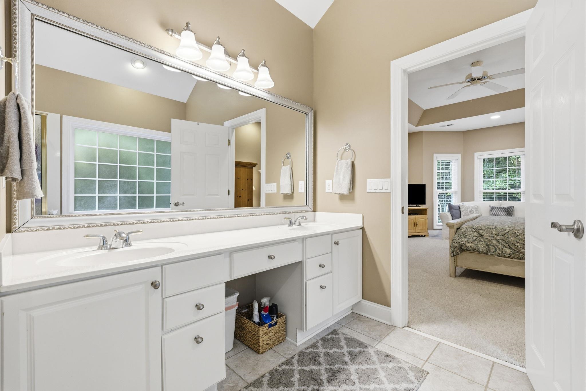 37 Highwood Circle Property Photo 24