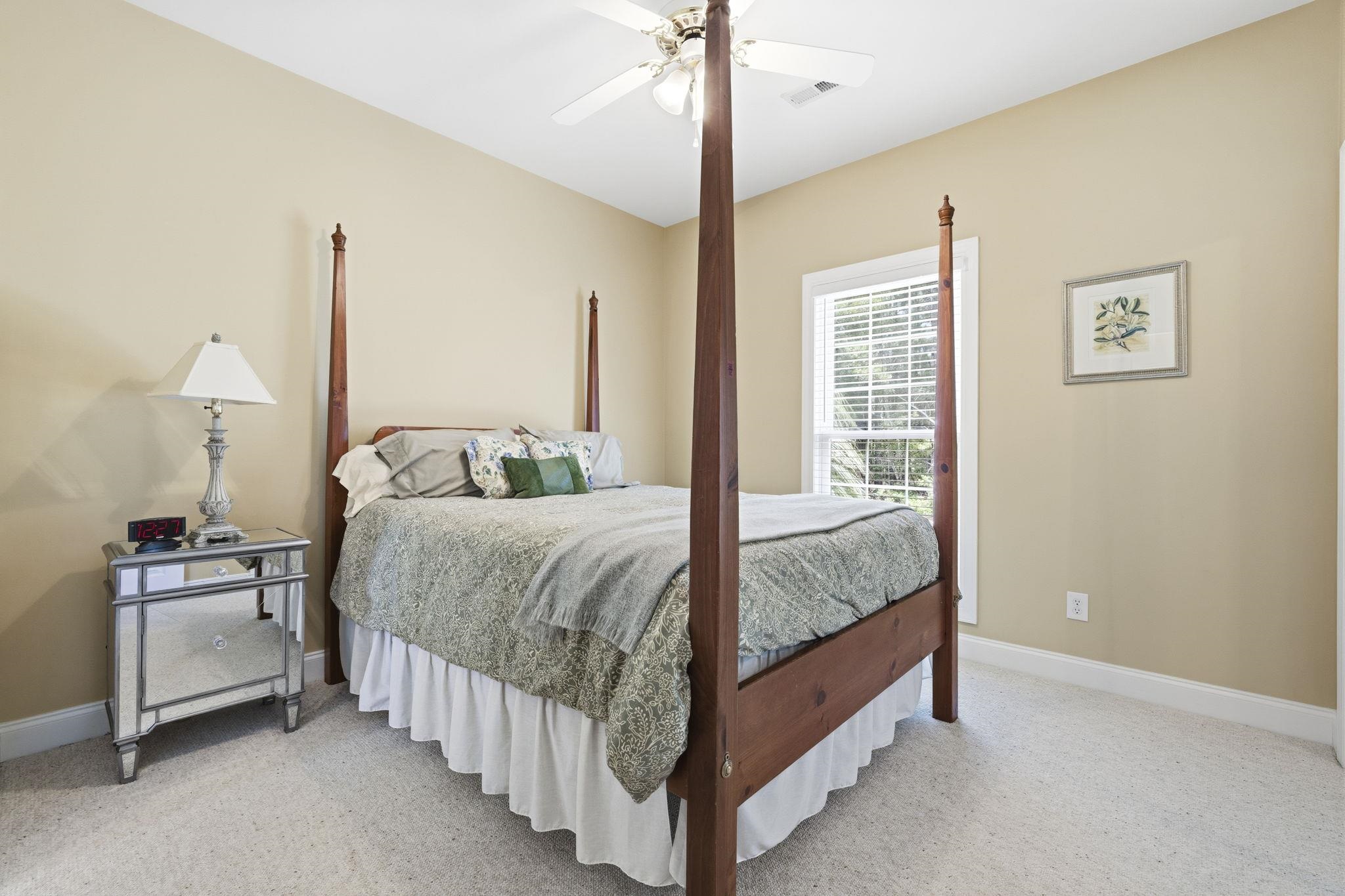 37 Highwood Circle Property Photo 30