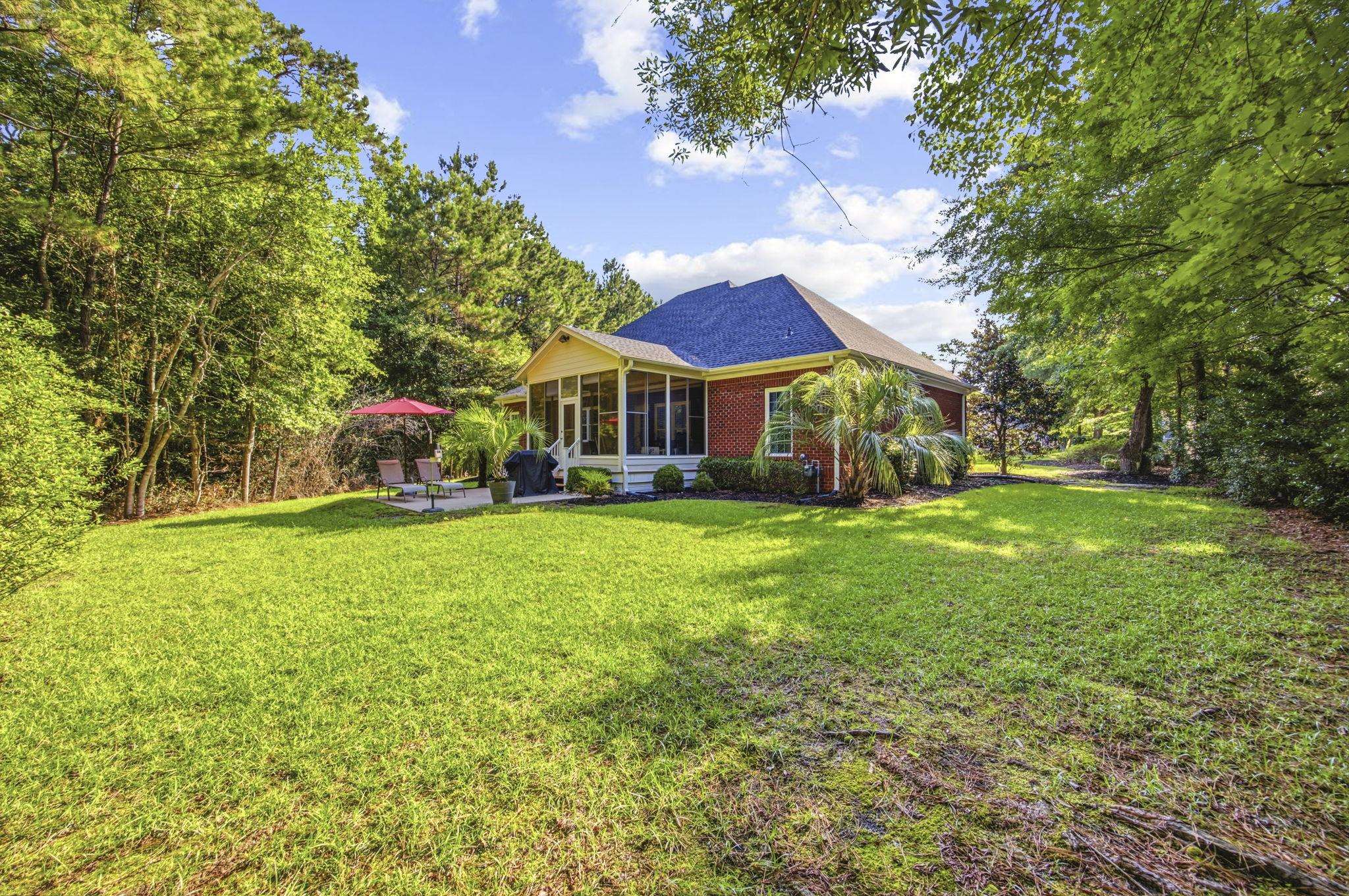 37 Highwood Circle Property Photo 44