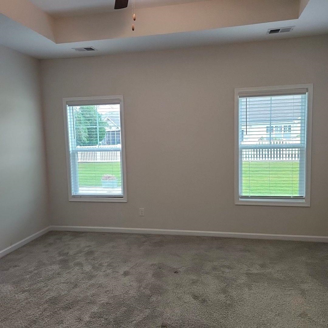 497 Hillsborough Dr. Property Photo 13