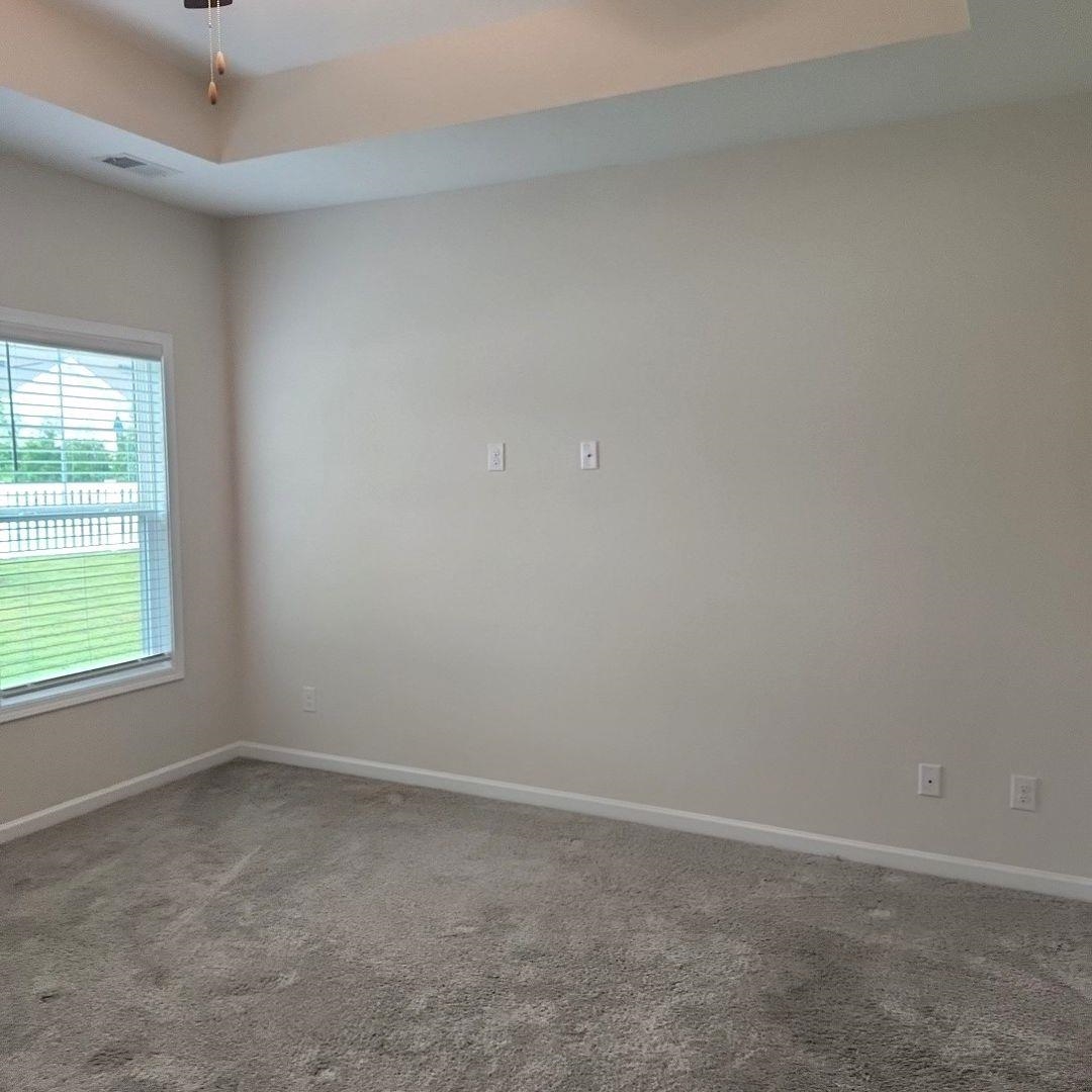 497 Hillsborough Dr. Property Photo 14