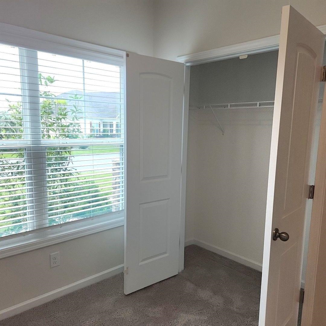 497 Hillsborough Dr. Property Photo 21