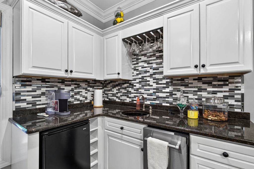 335 Old Carriage Loop Property Photo 43