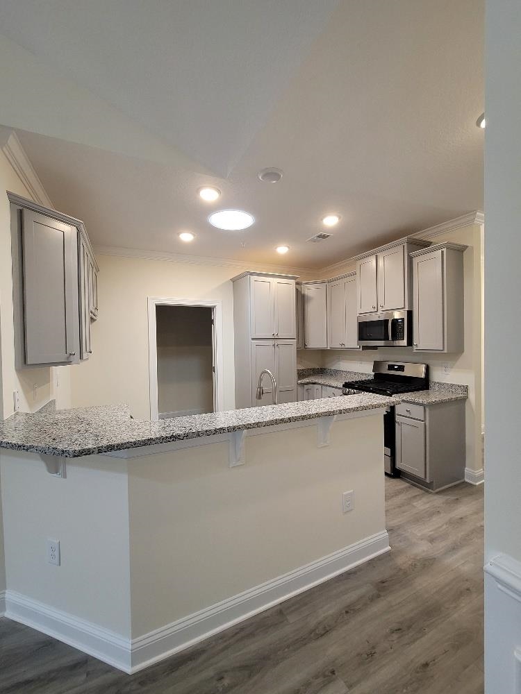 949 Jackline Place Property Photo 6