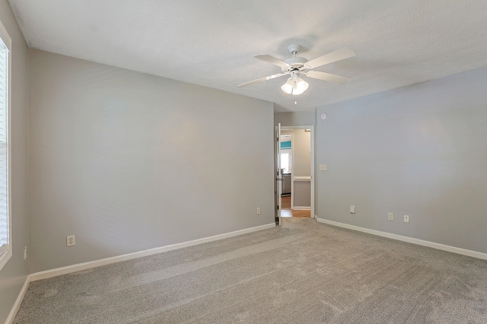 3648 Eagle Trace Dr. Property Photo 13