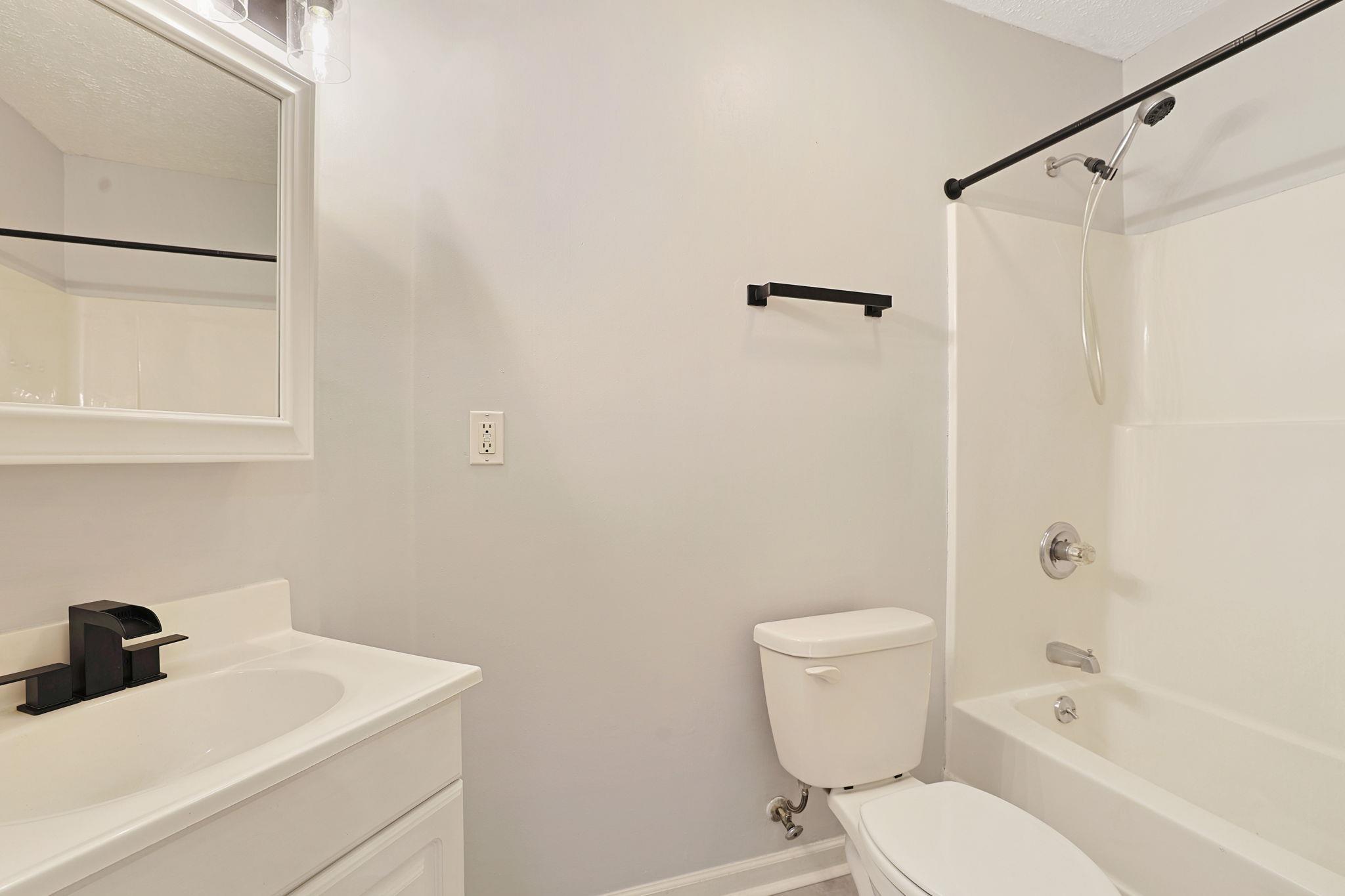3648 Eagle Trace Dr. Property Photo 19