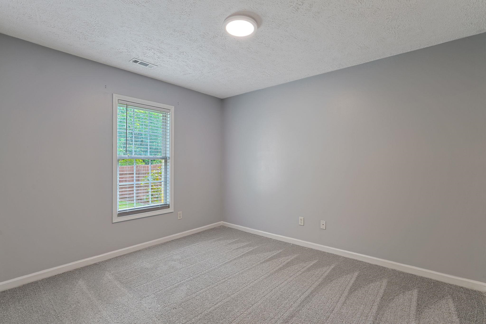 3648 Eagle Trace Dr. Property Photo 21