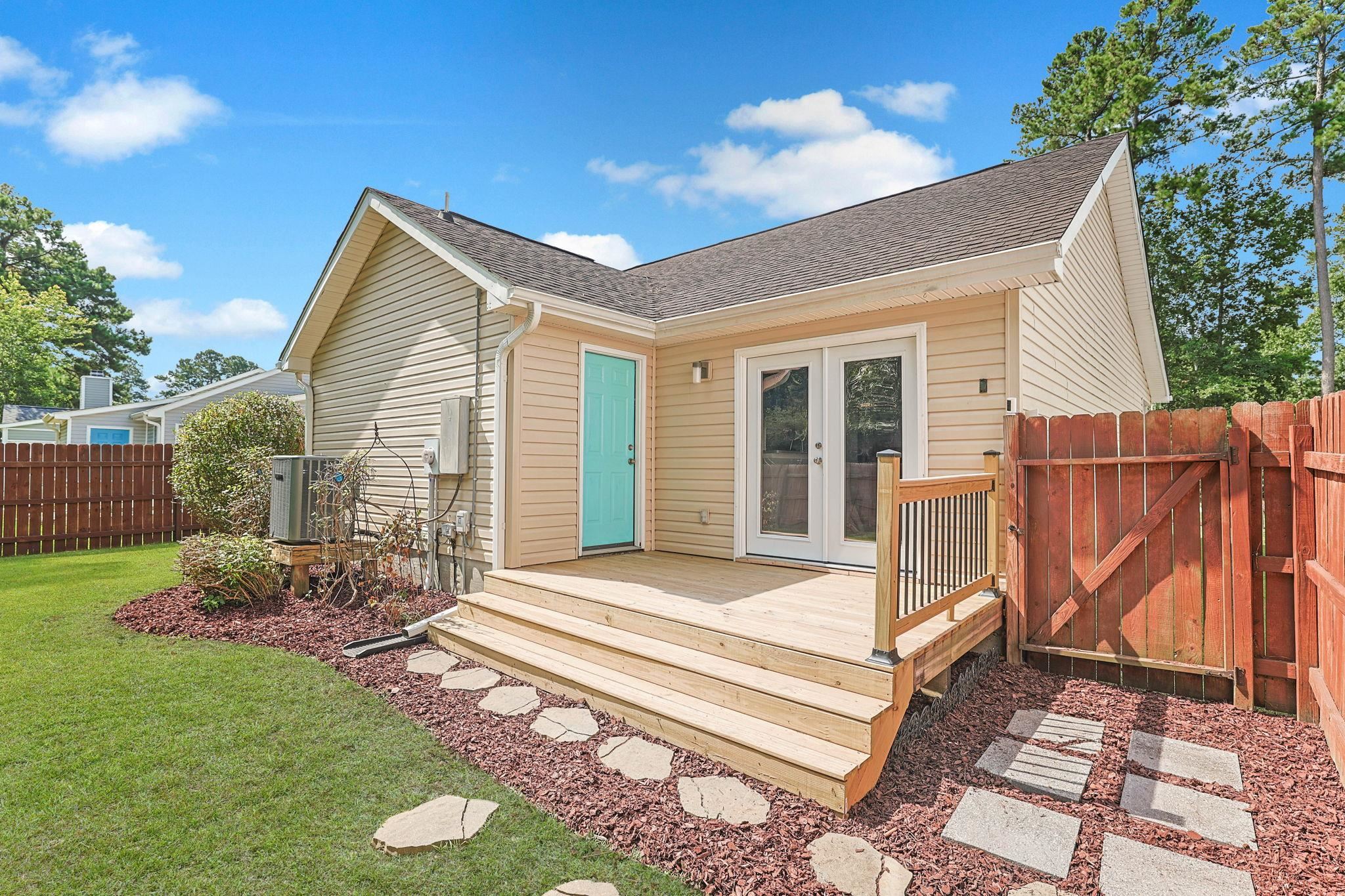 3648 Eagle Trace Dr. Property Photo 25