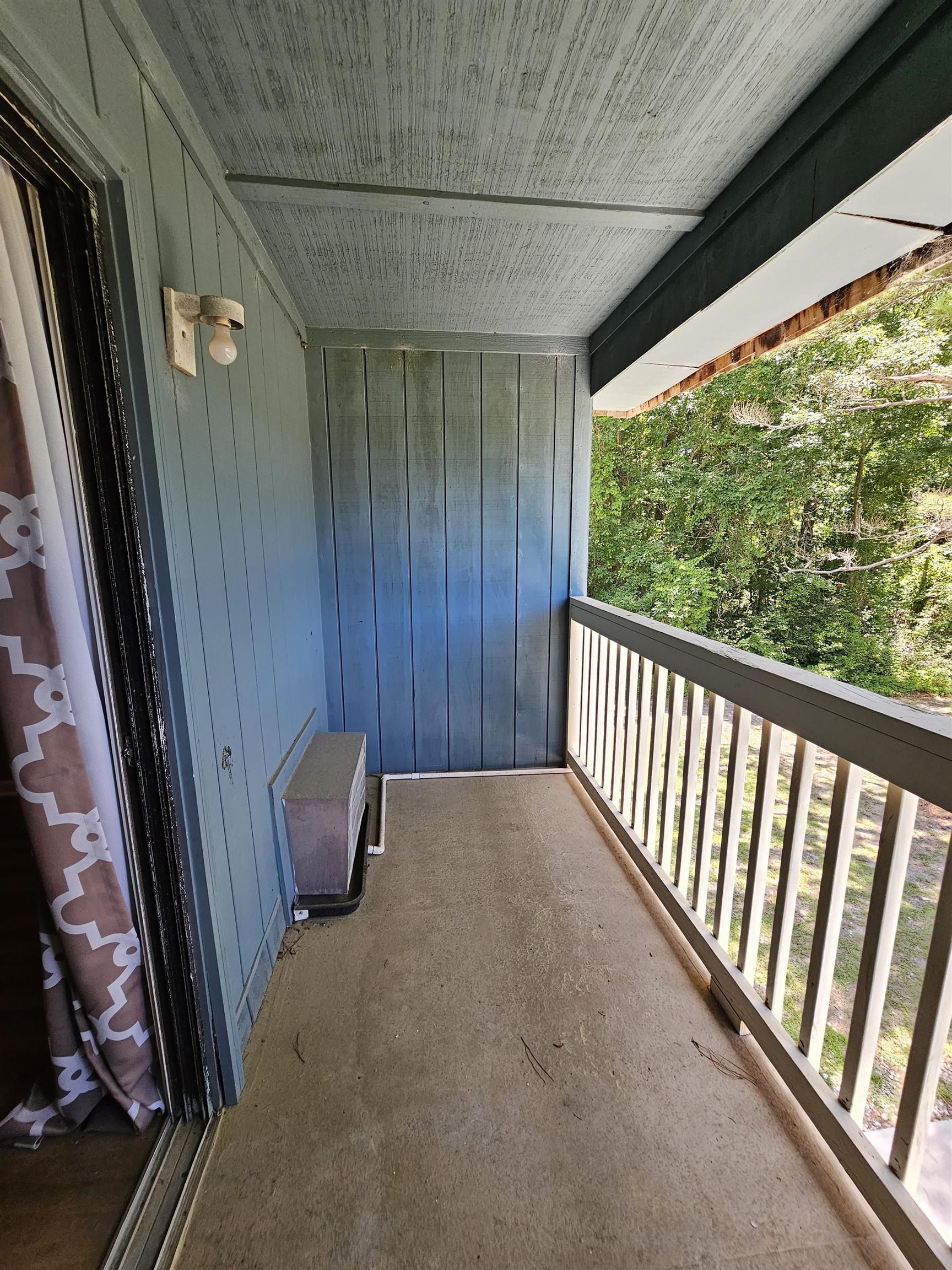610 Putters Ln. Property Photo 11