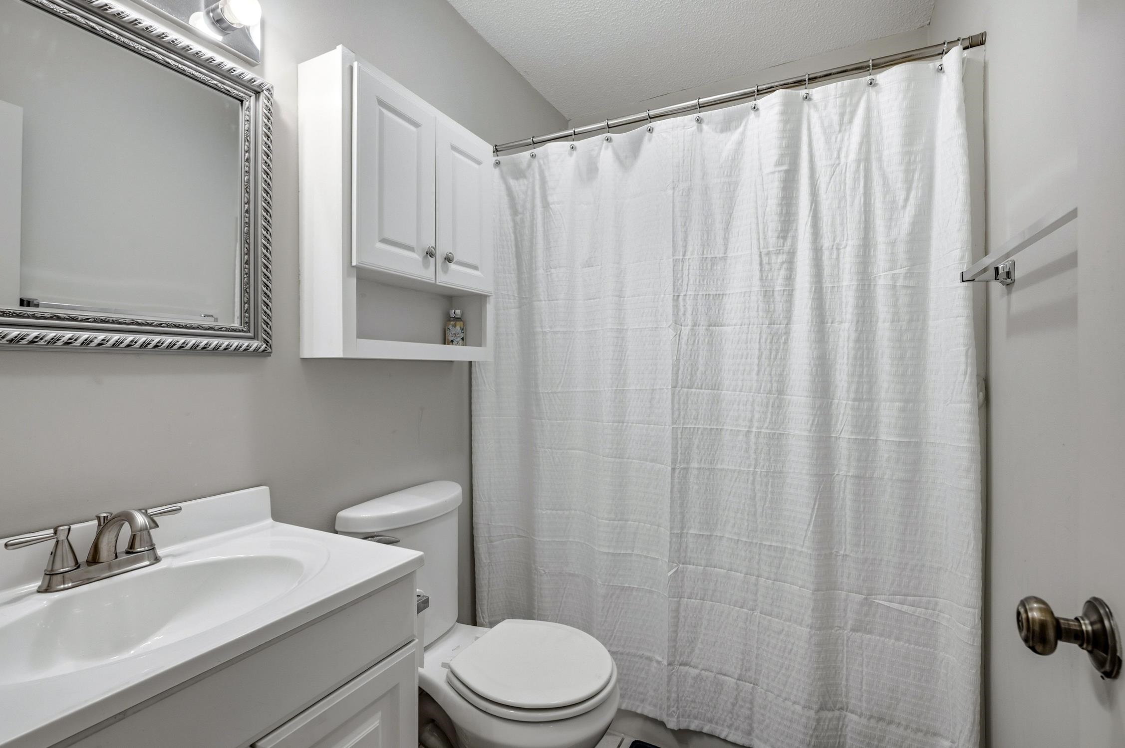 1609-c Edge Dr. Property Photo 13