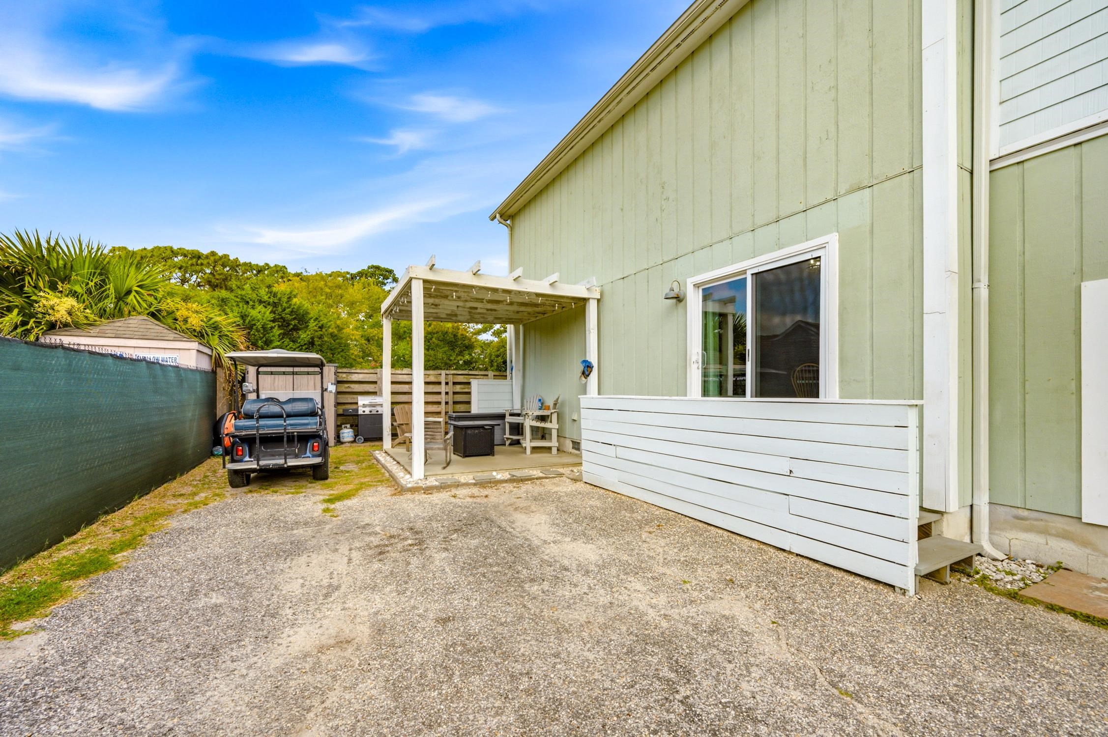 1609-c Edge Dr. Property Photo 20