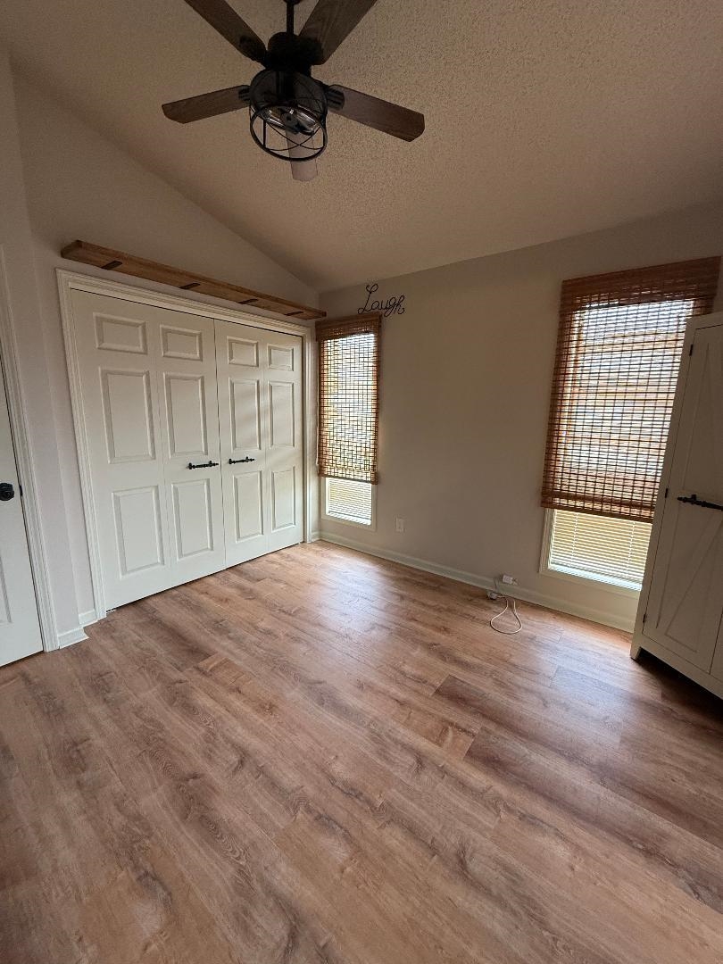 407 Tree Top Ct. Property Photo 17