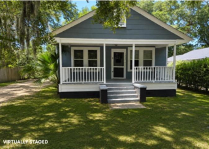1362 Elm St. Property Photo 1