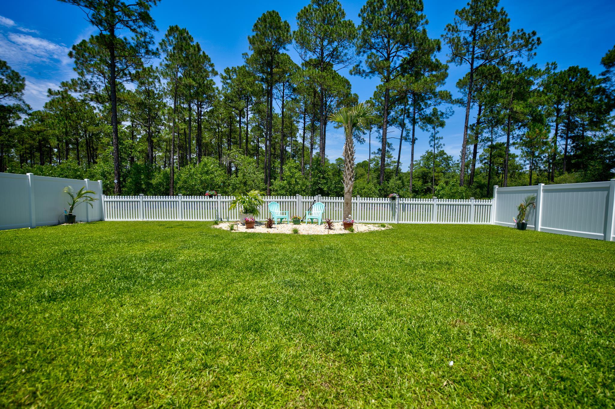 7085 Watercress St Property Photo 8