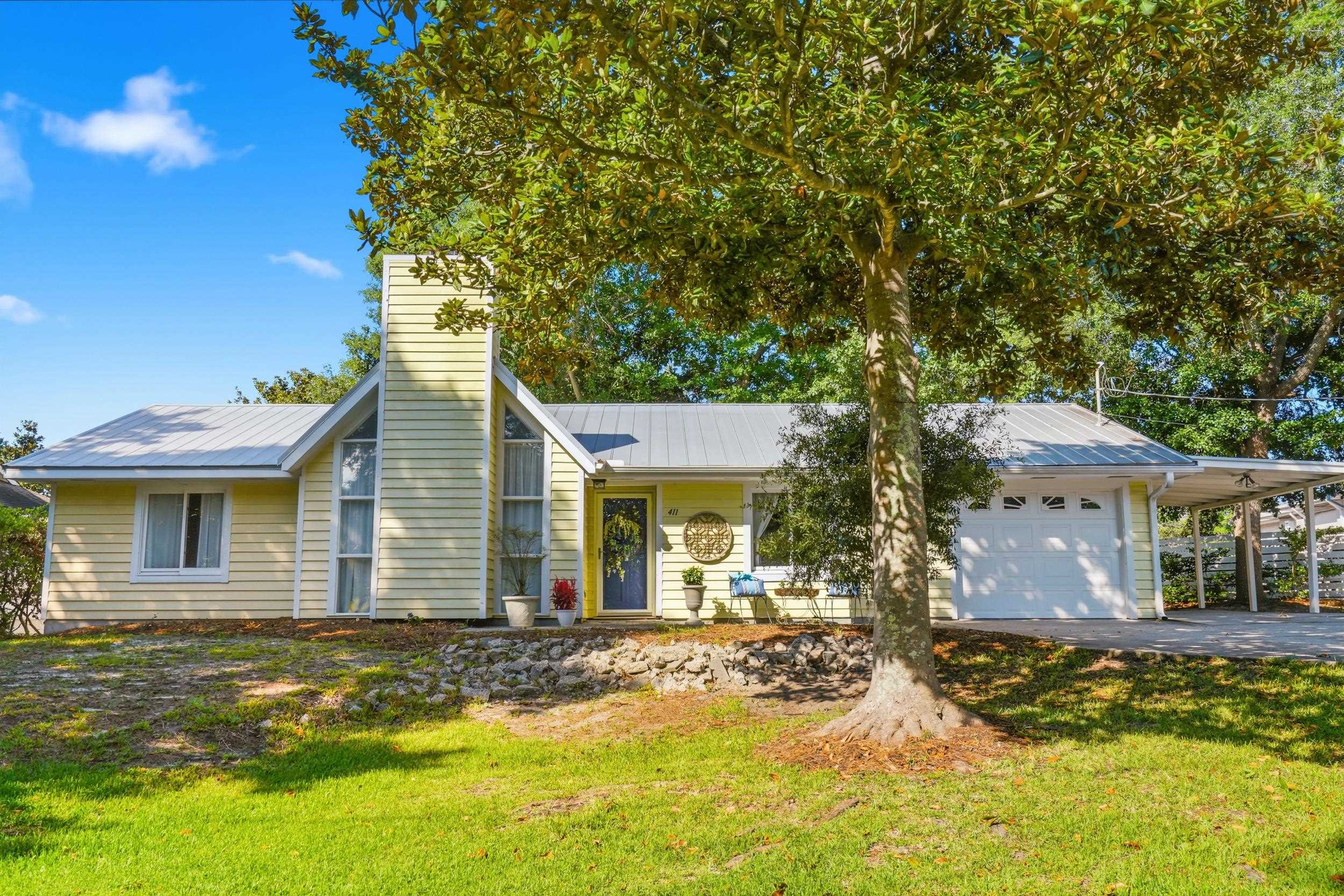 411 Sunset Trail Property Photo 1