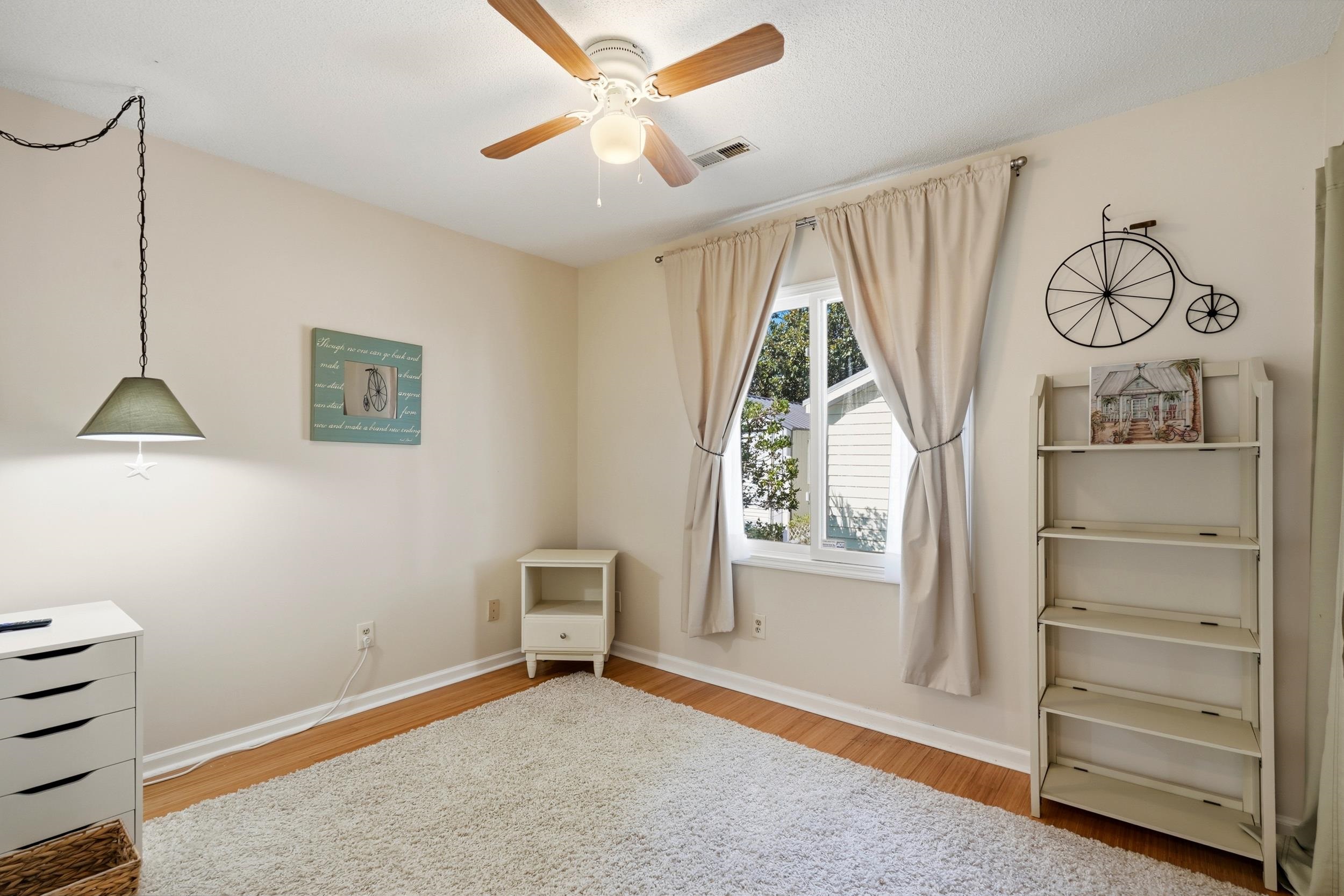 411 Sunset Trail Property Photo 12