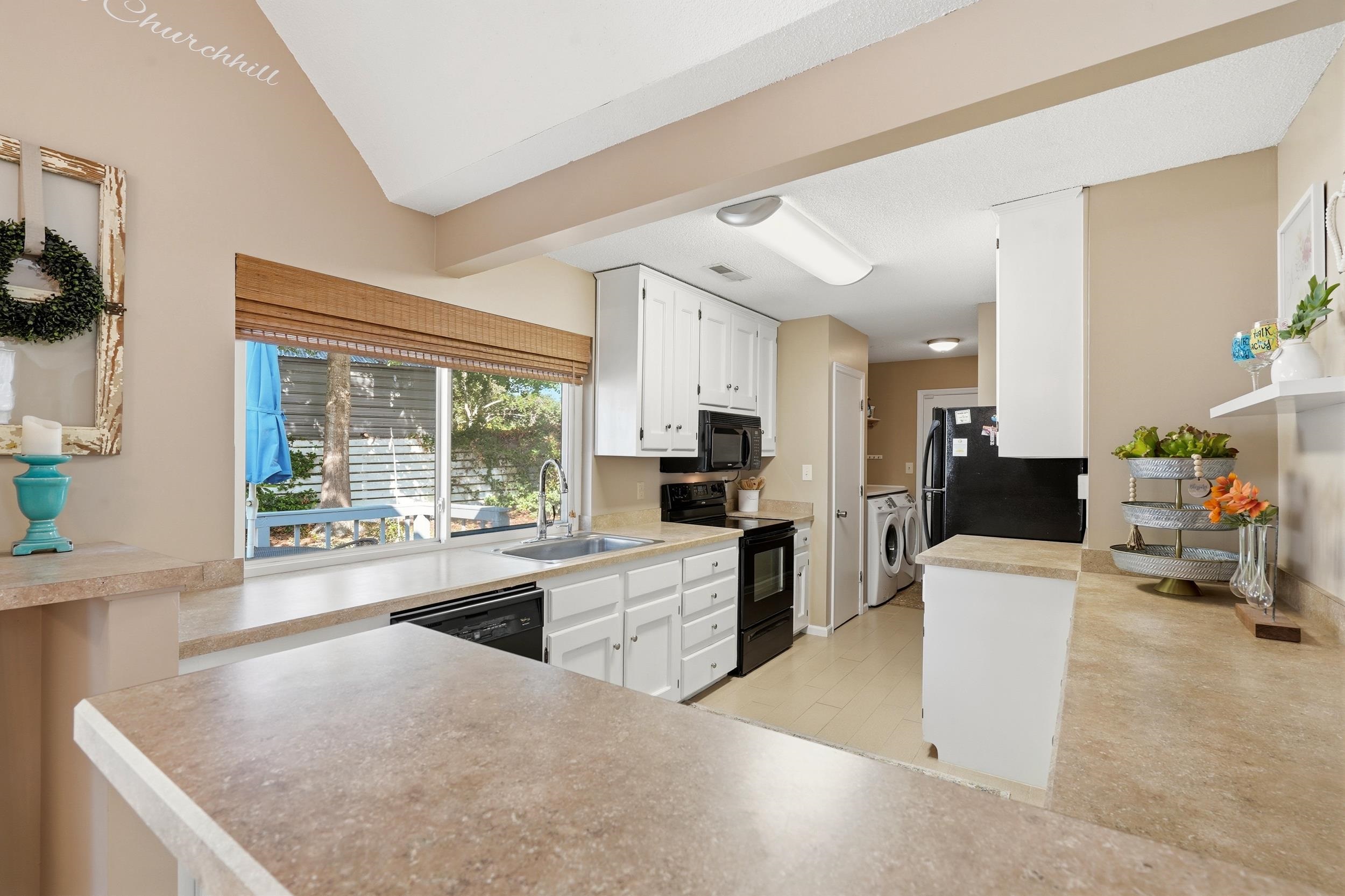 411 Sunset Trail Property Photo 19