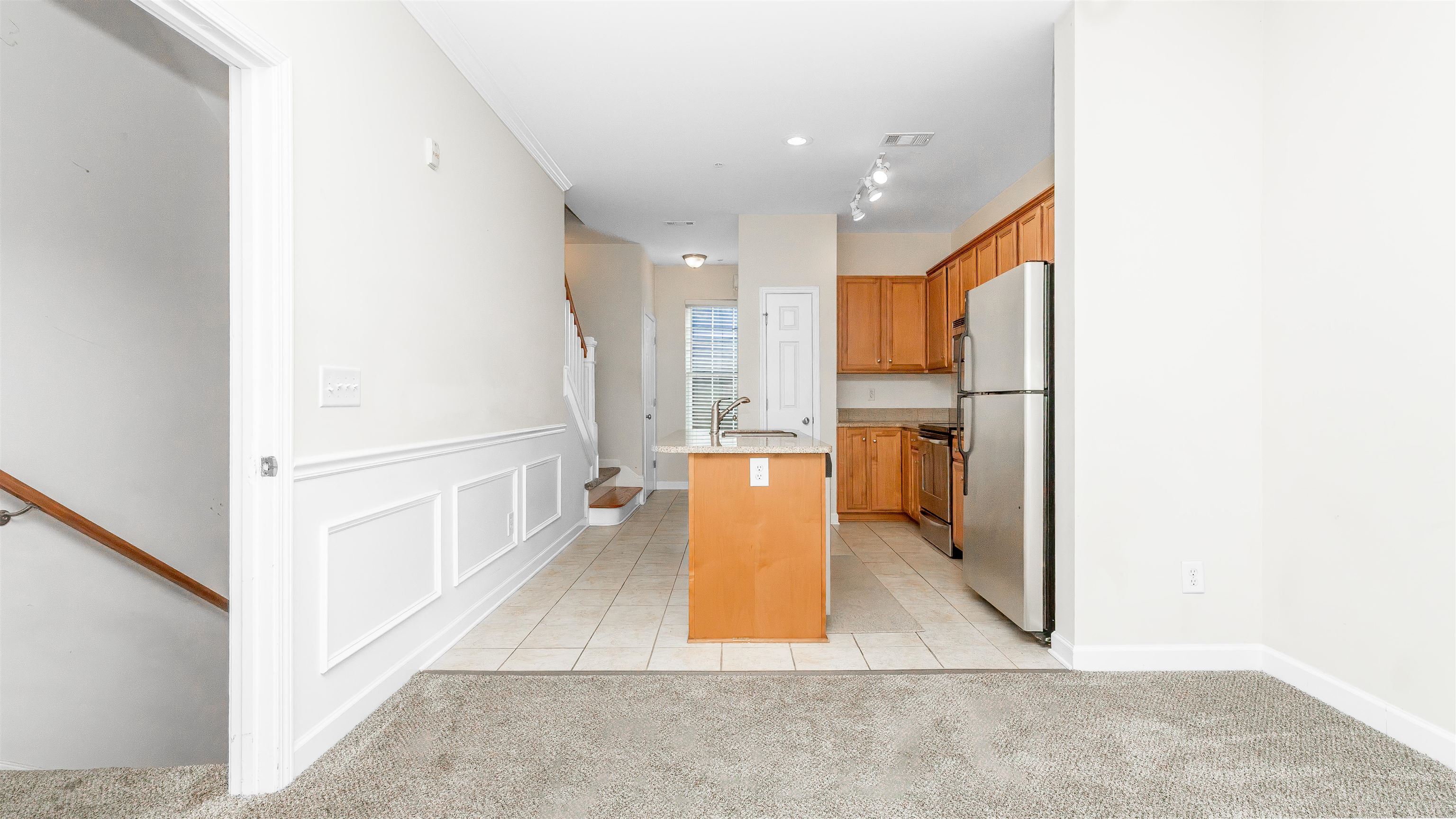 2954 Yancey Way Property Photo 3