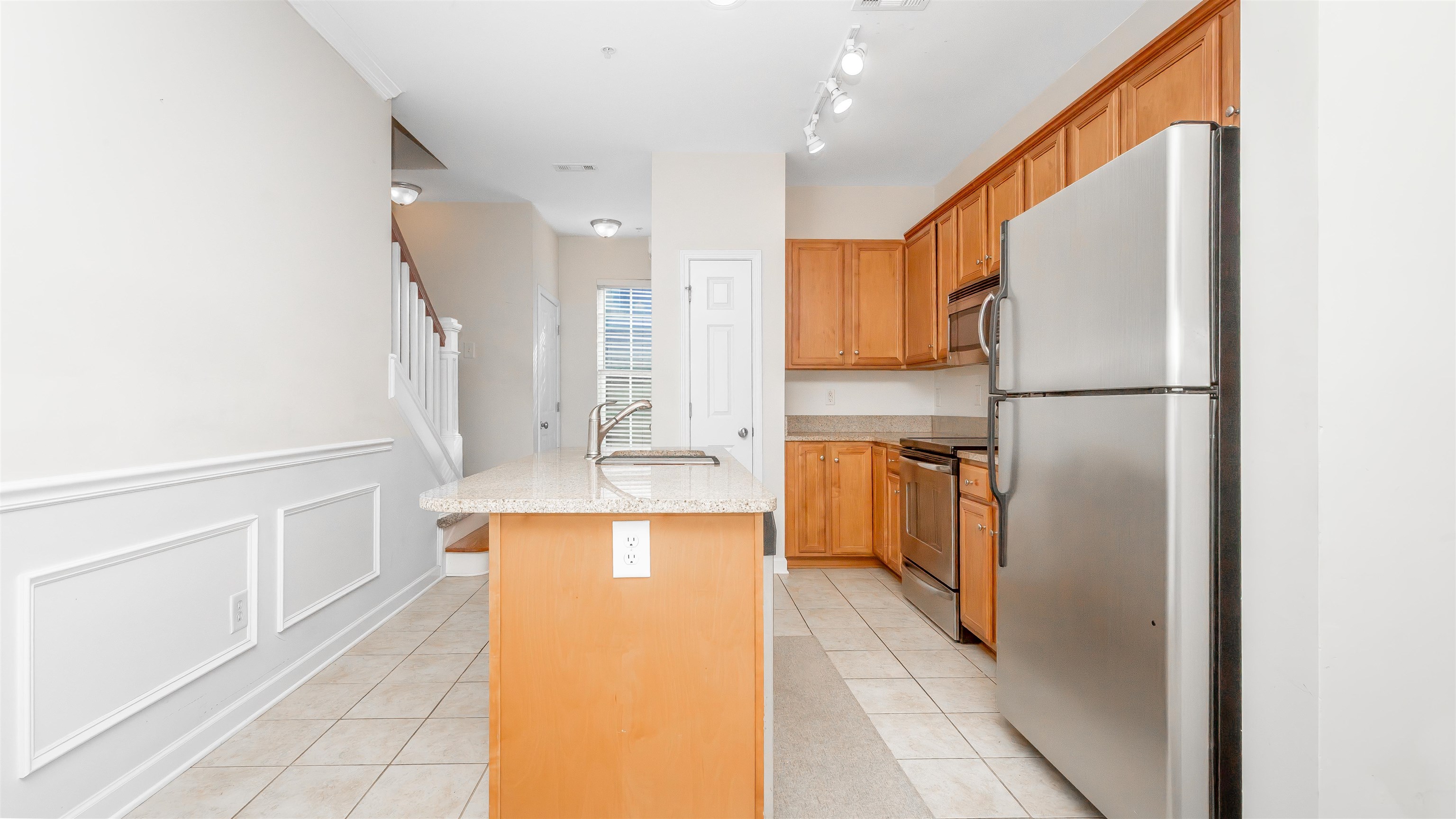 2954 Yancey Way Property Photo 6