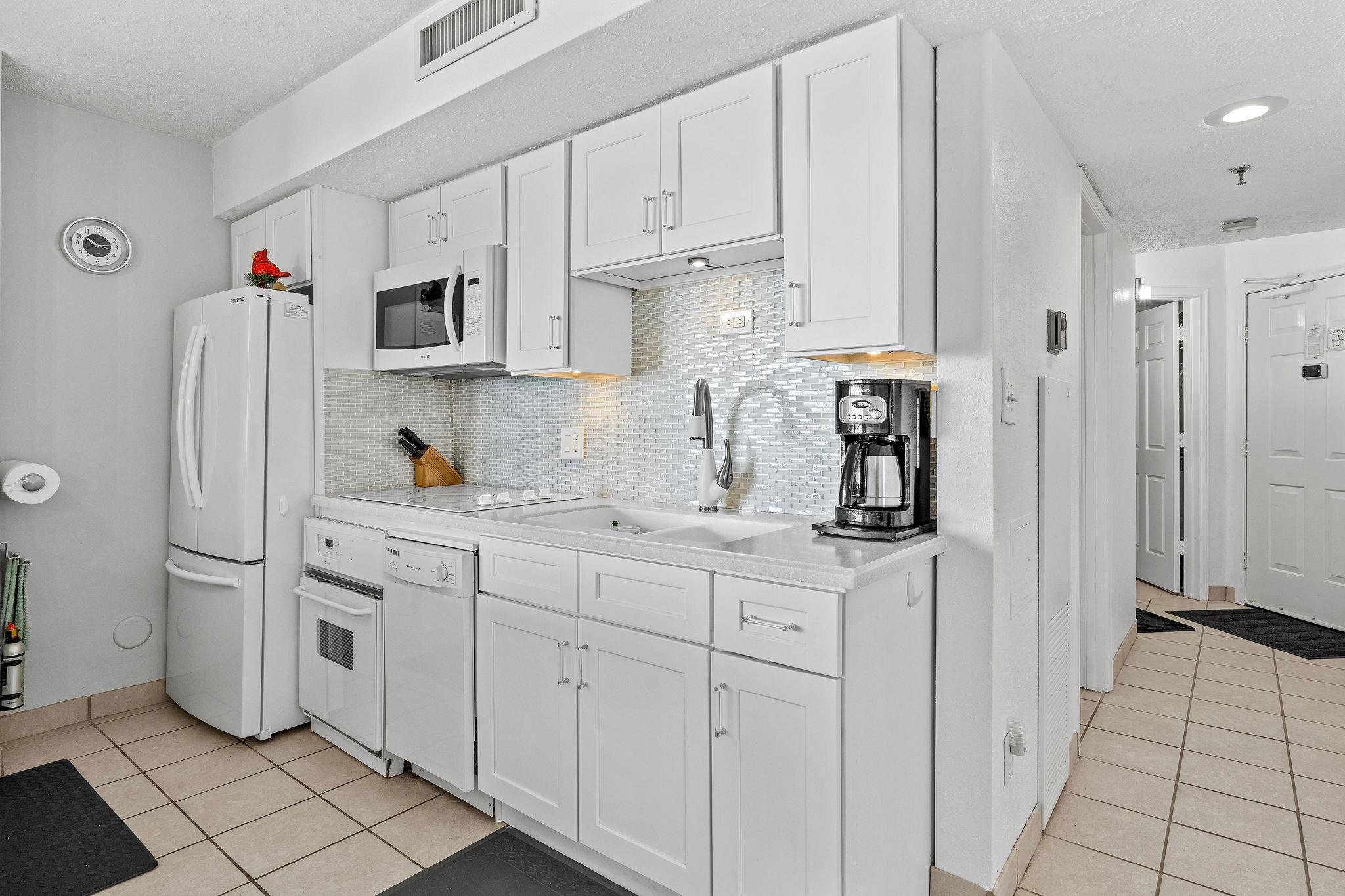 5523 North Ocean Blvd. Property Photo 3